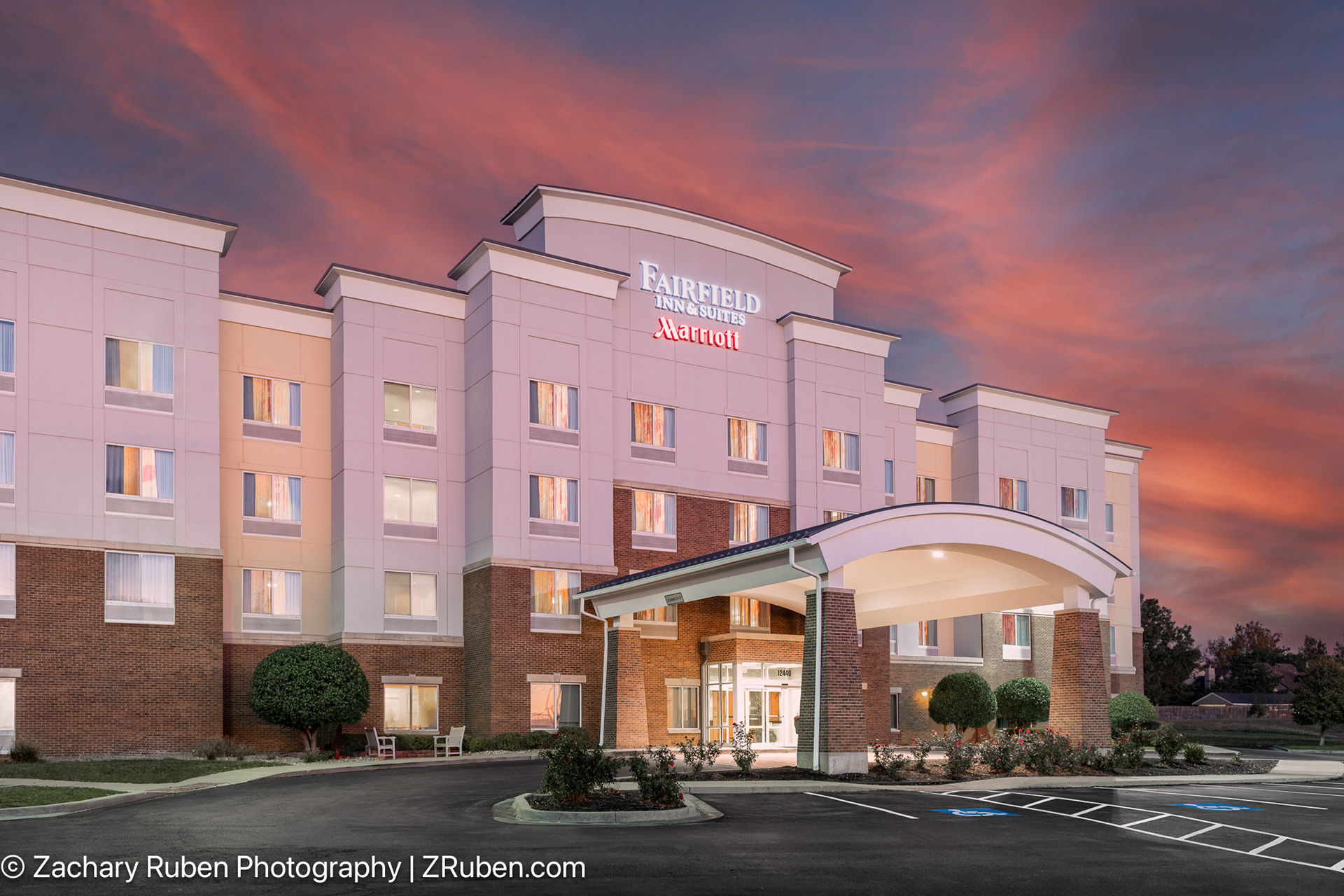 Exterior Dusk at Fairfield Inn & Suites Kansas City Overland Park