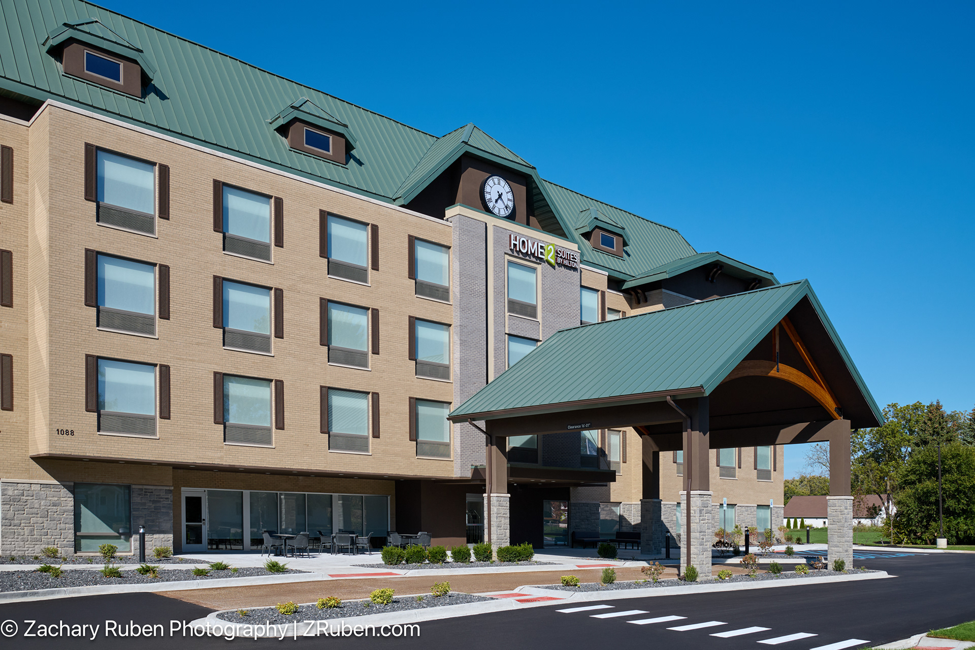 Exterior Day at Home2 Suites Frankenmuth