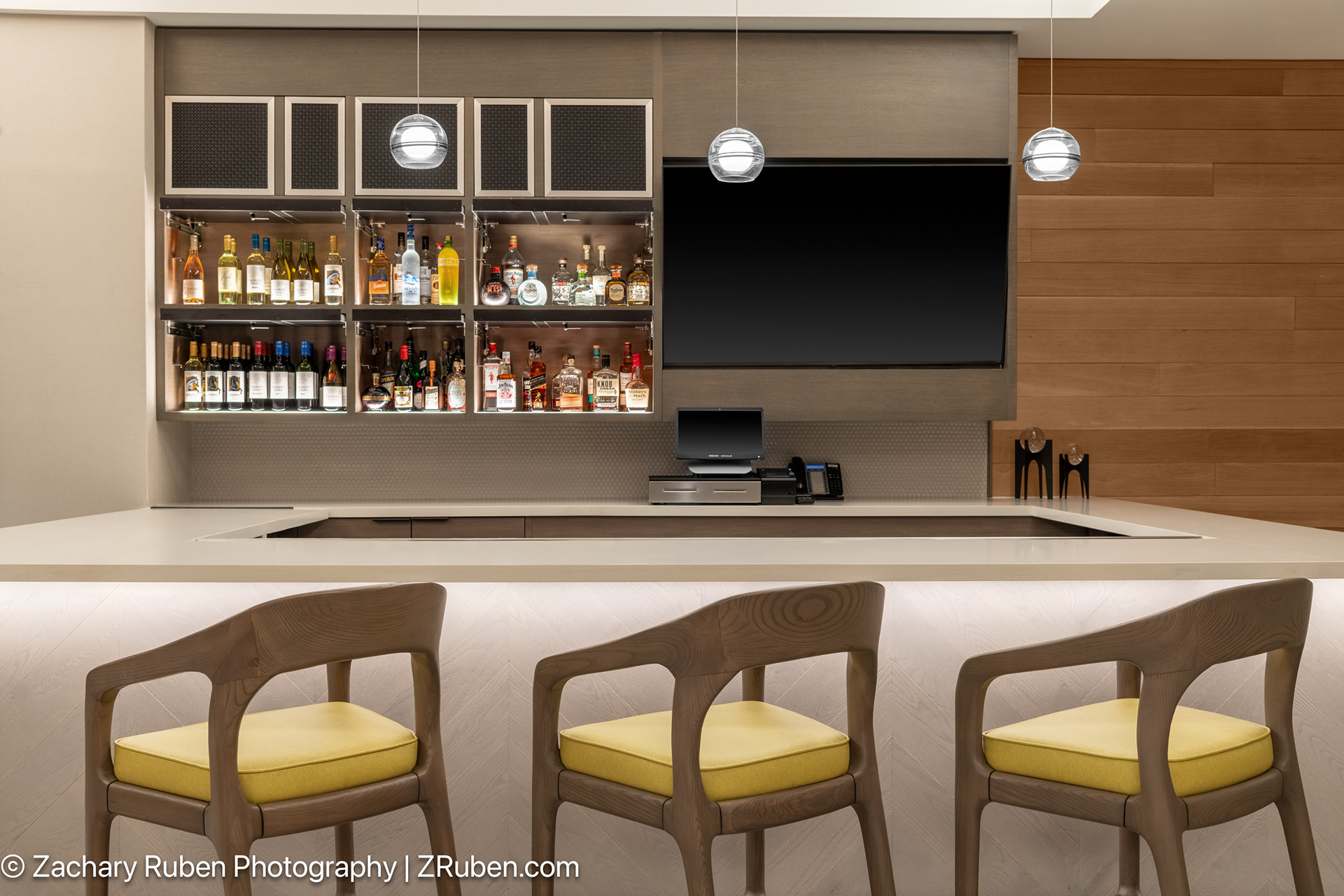 The Back Room Bar at Hilton Garden Inn New York/Manhattan-Midtown East