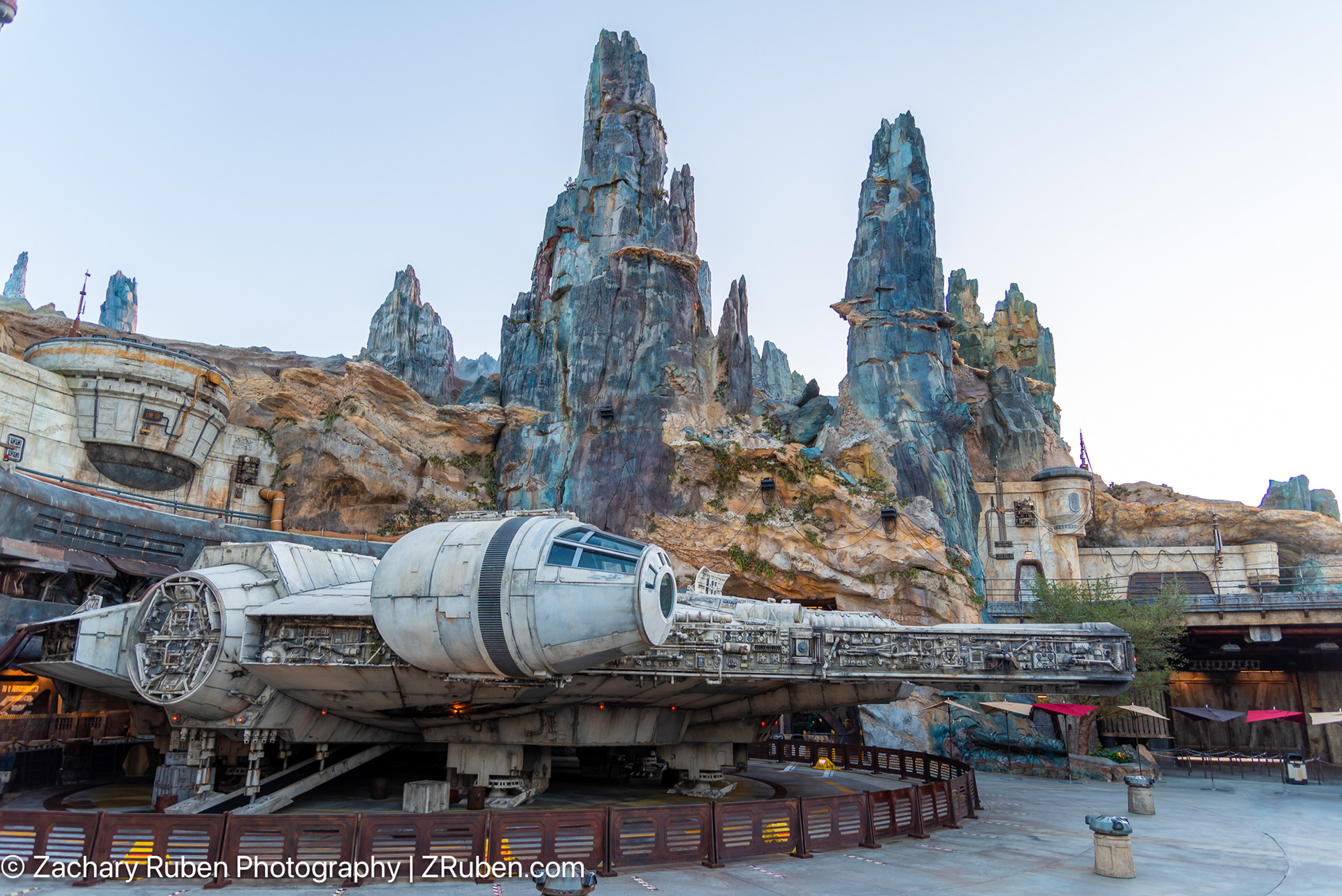 Galaxy's Edge in Orlando, FL