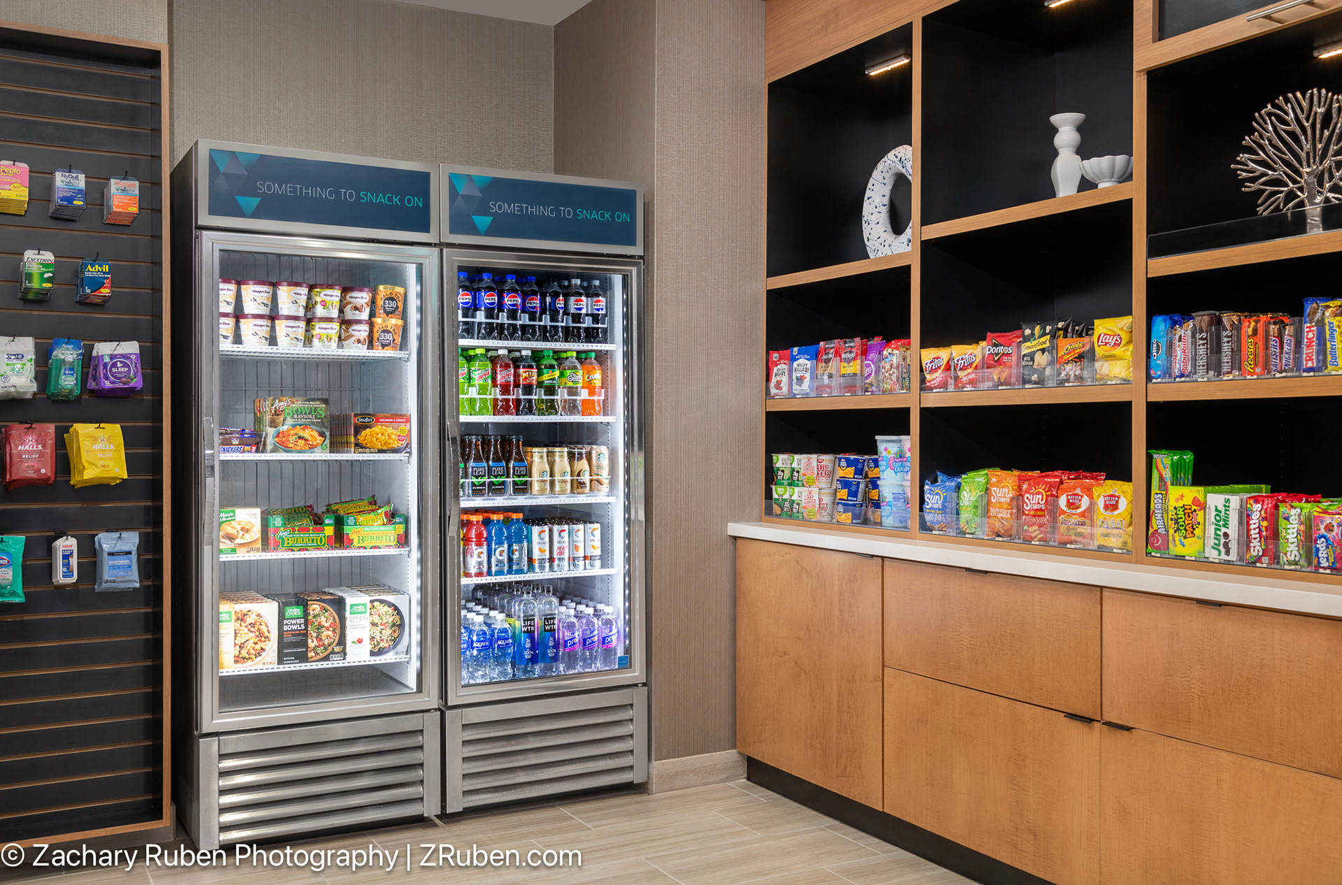 Market at SpringHill Suites Holland