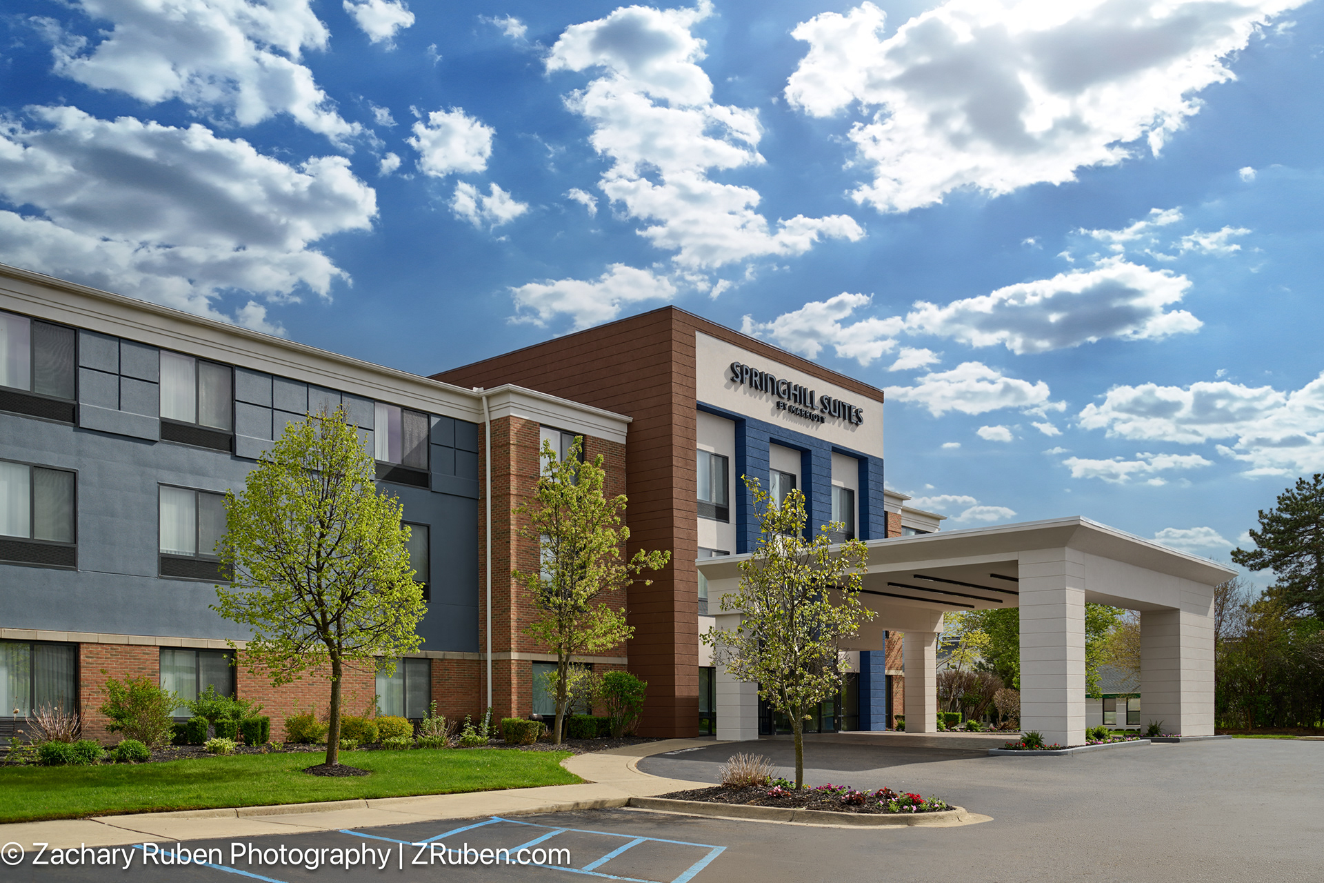 Exterior Day at SpringHill Suites Detroit Southfield