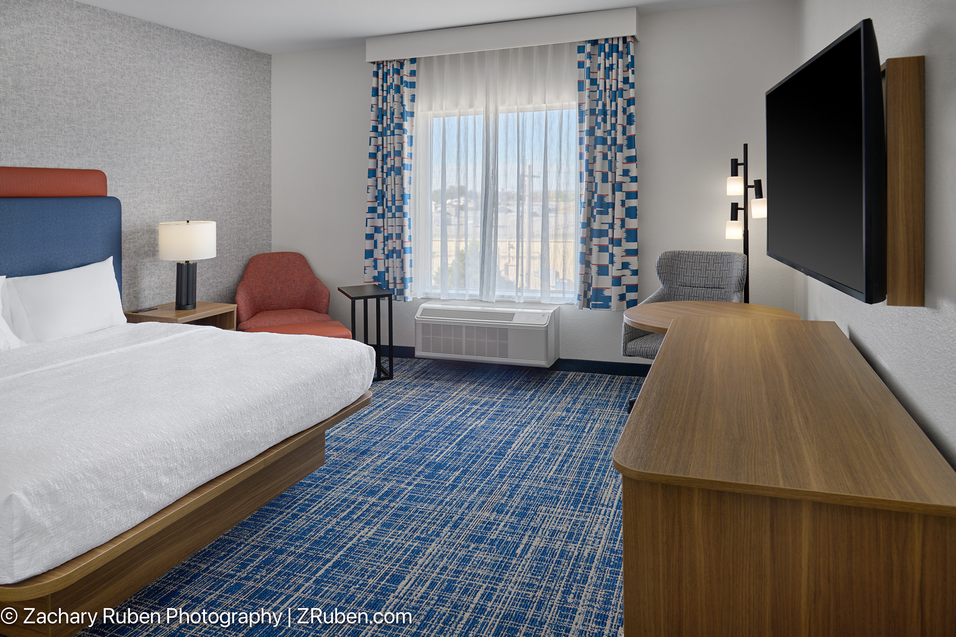 King Guest Room at Hampton Inn Vernon