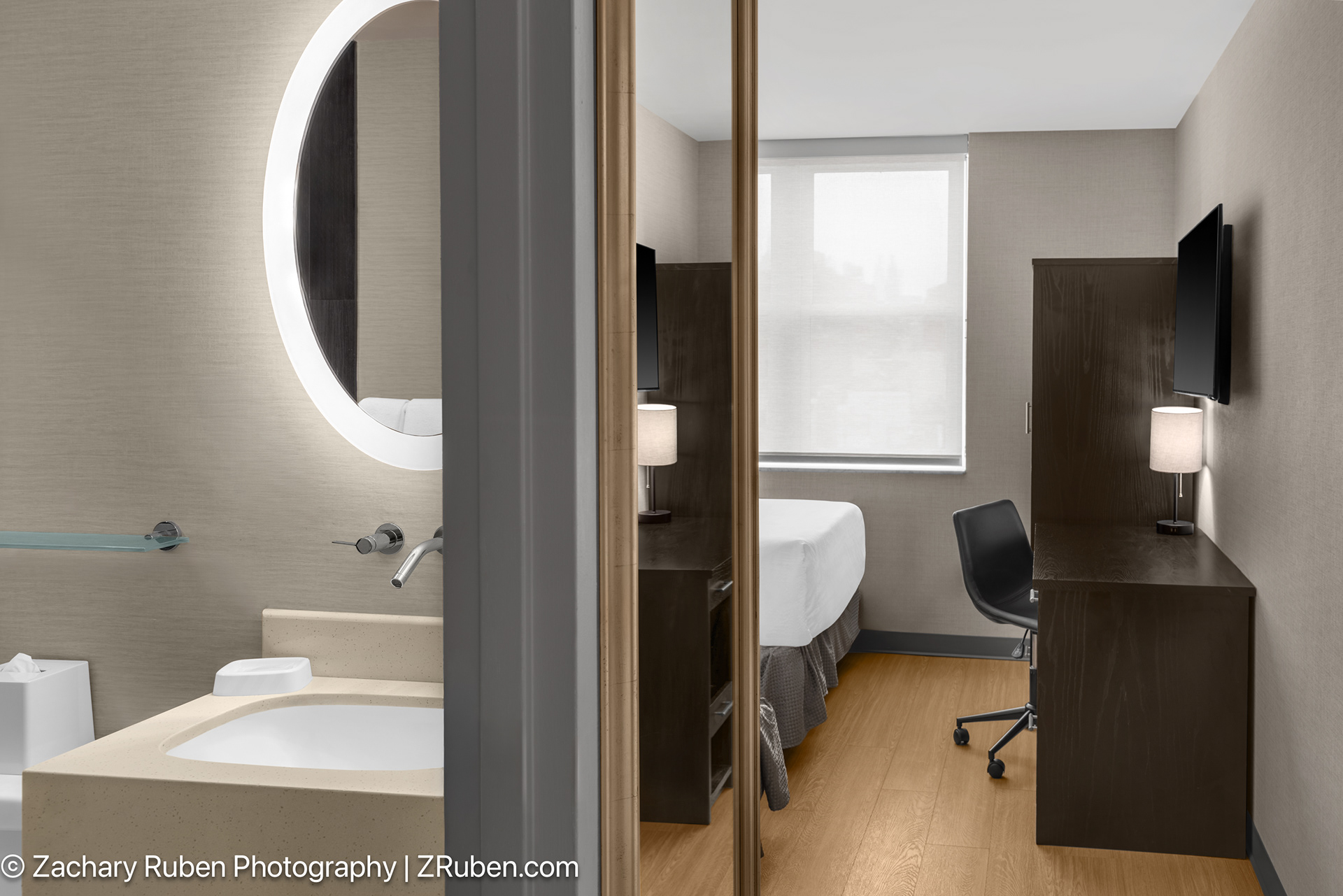 Corner Queen at The Solita Soho Hotel