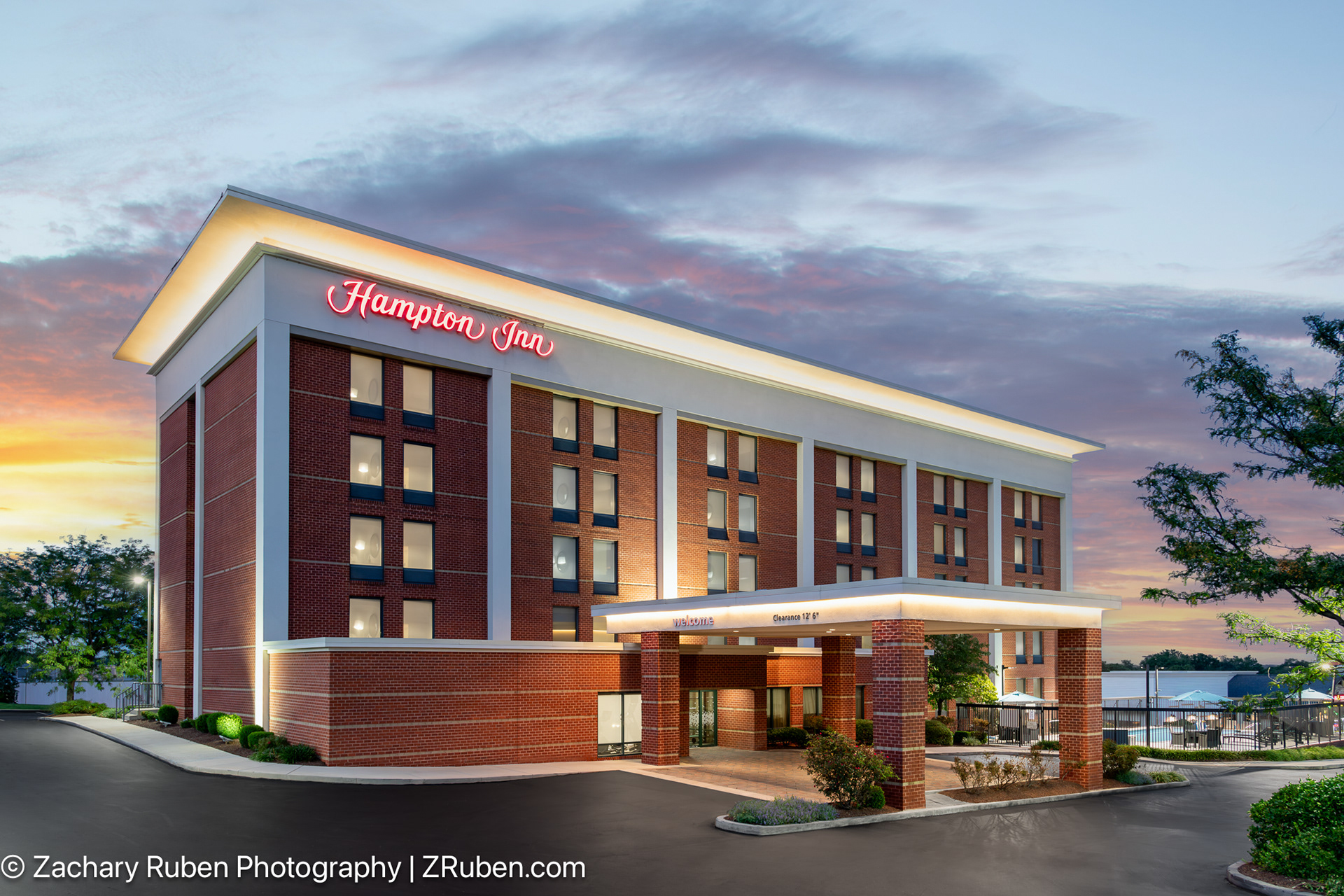 Exterior Sunset at Hampton Inn Martinsburg