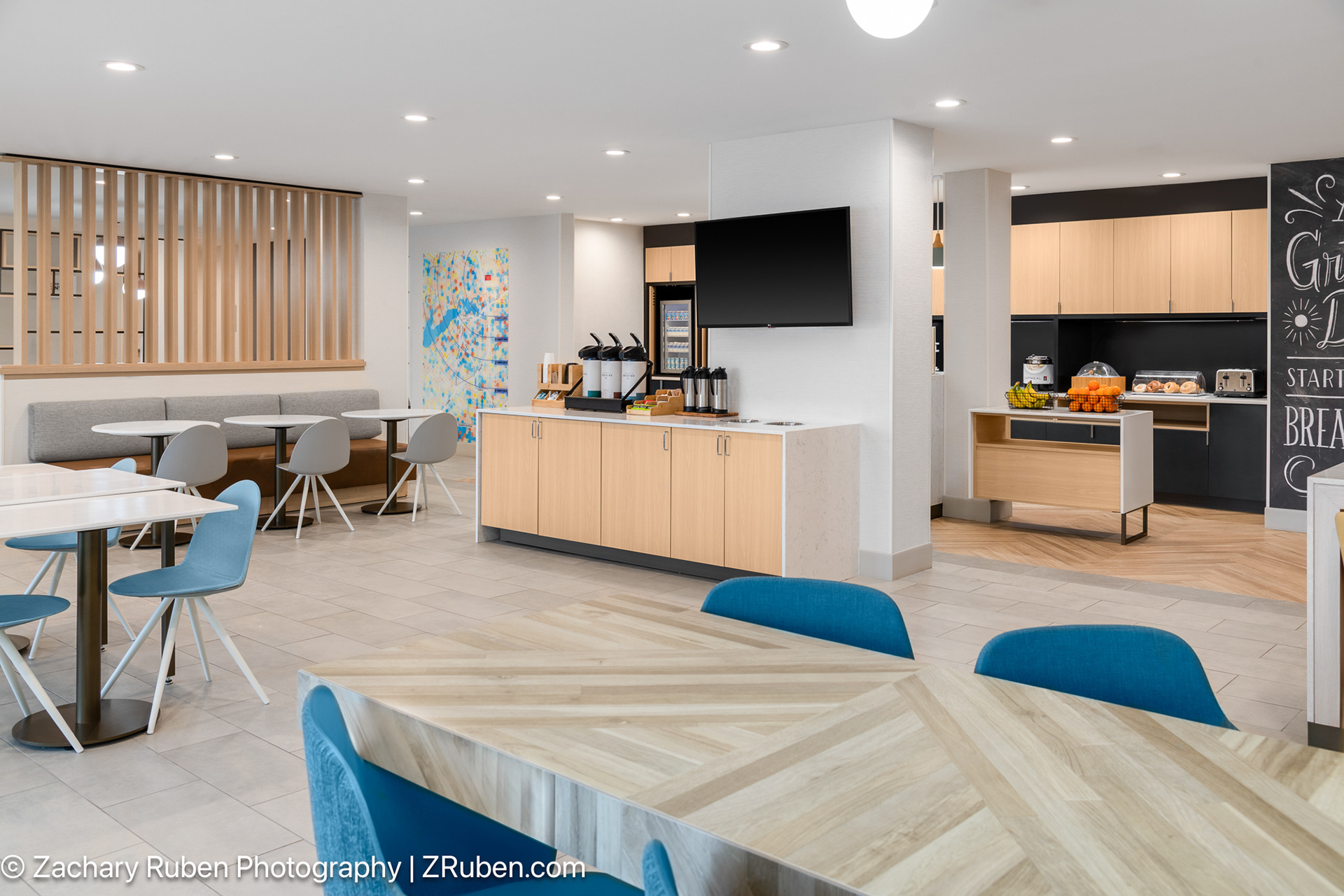 Breakfast Area at TownePlace Suites Holland