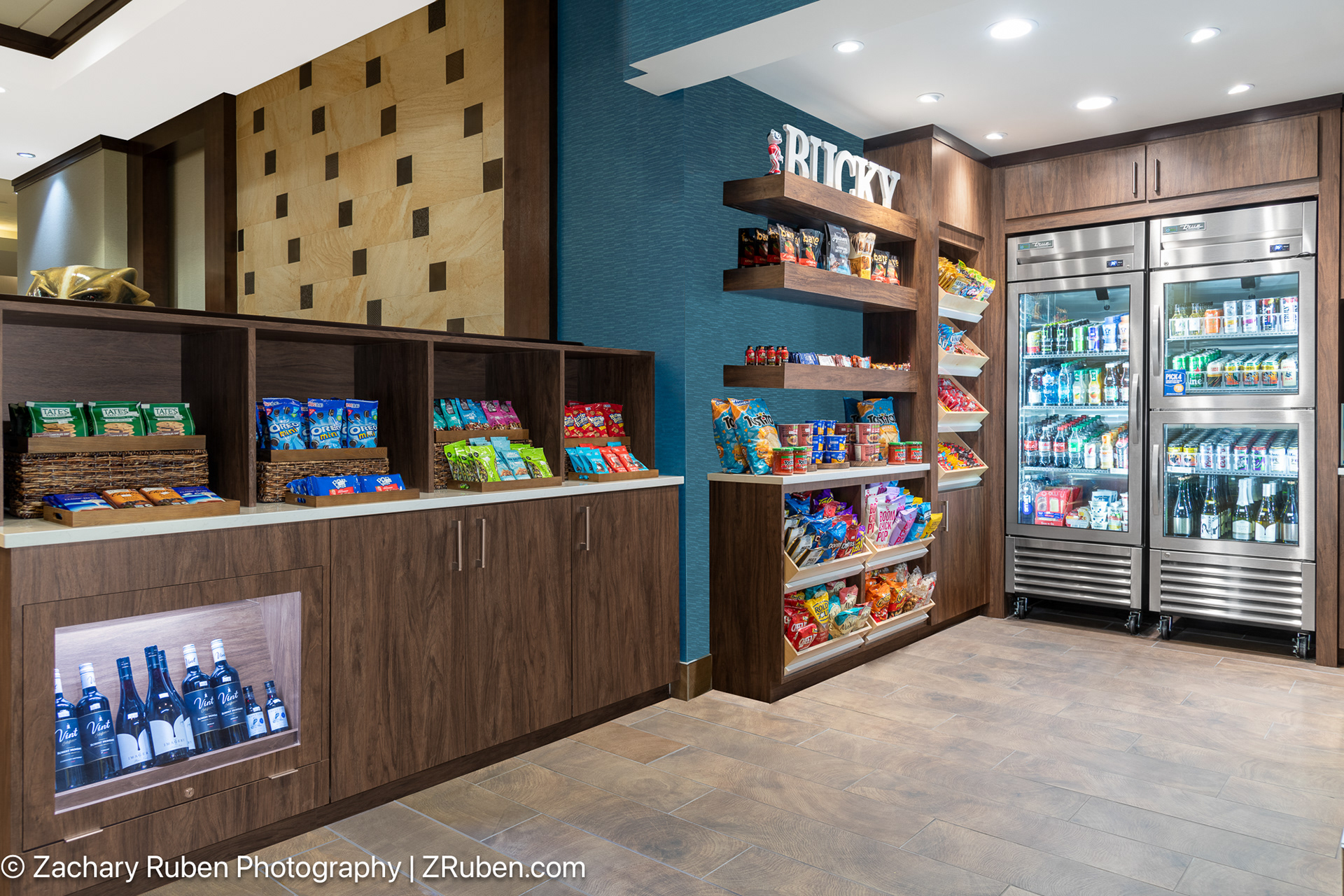 Suite Shop at Hampton Inn & Suites Madison Downtown