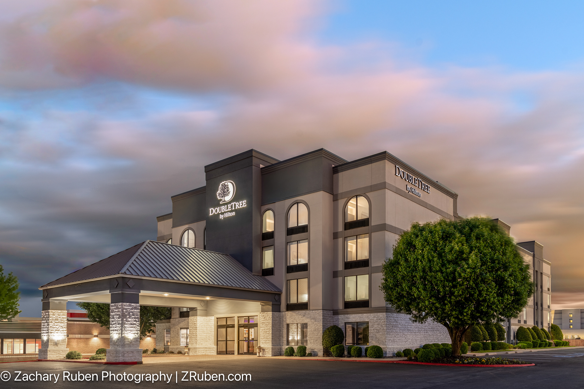 Exterior Dusk at Doubletree Springdale