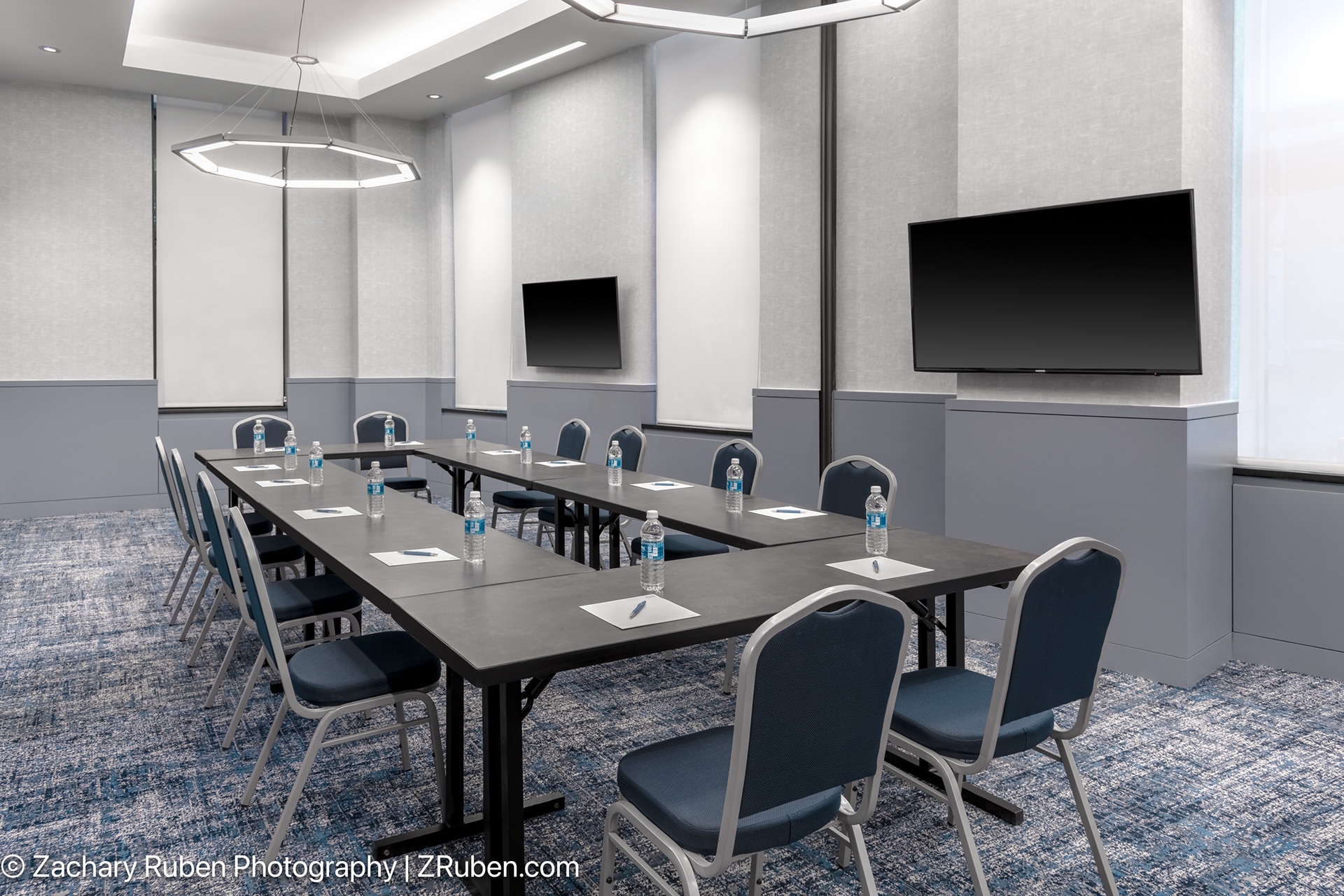 Meeting Room at Four Points New York Downtown