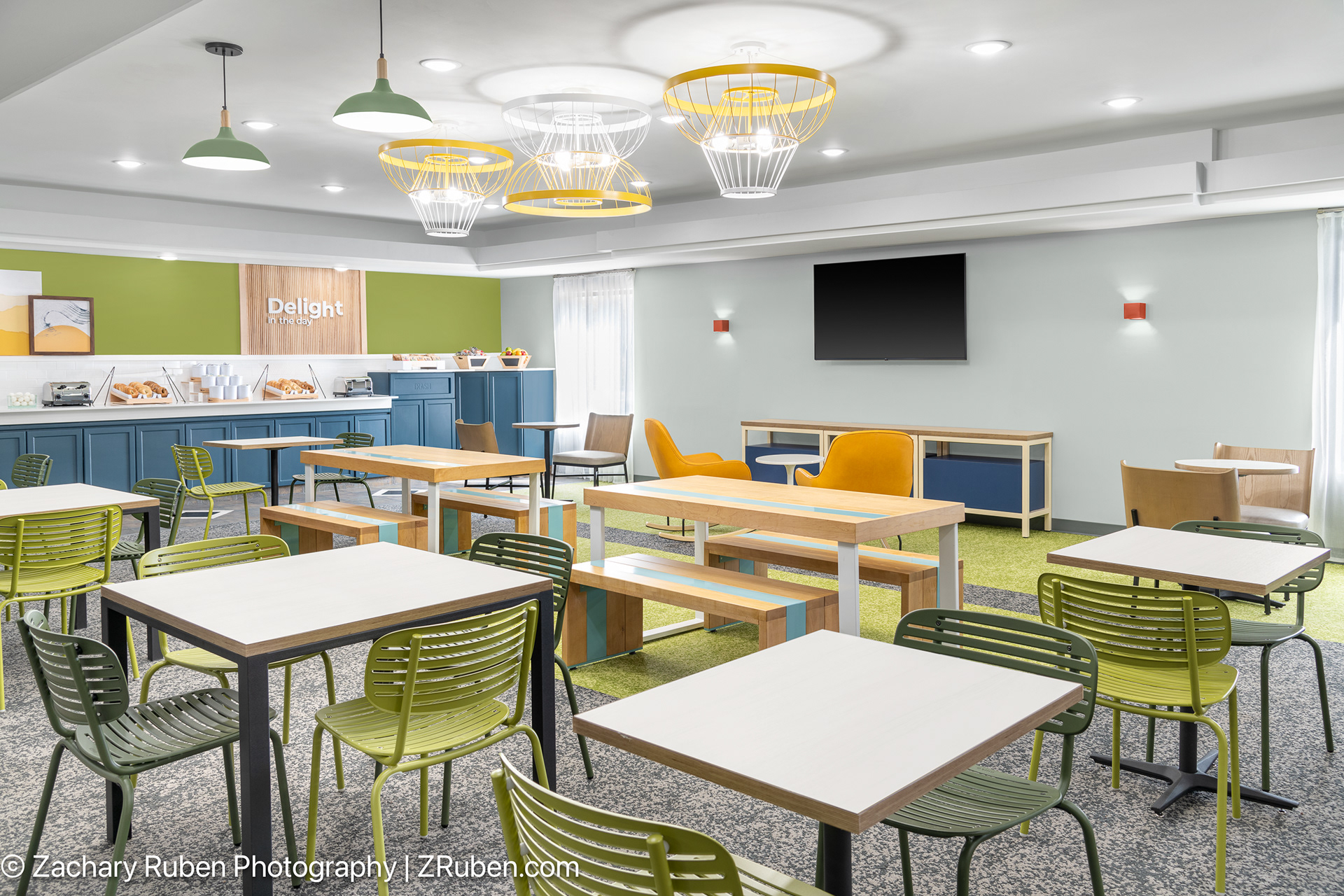 Breakfast Area at Spark Lansing