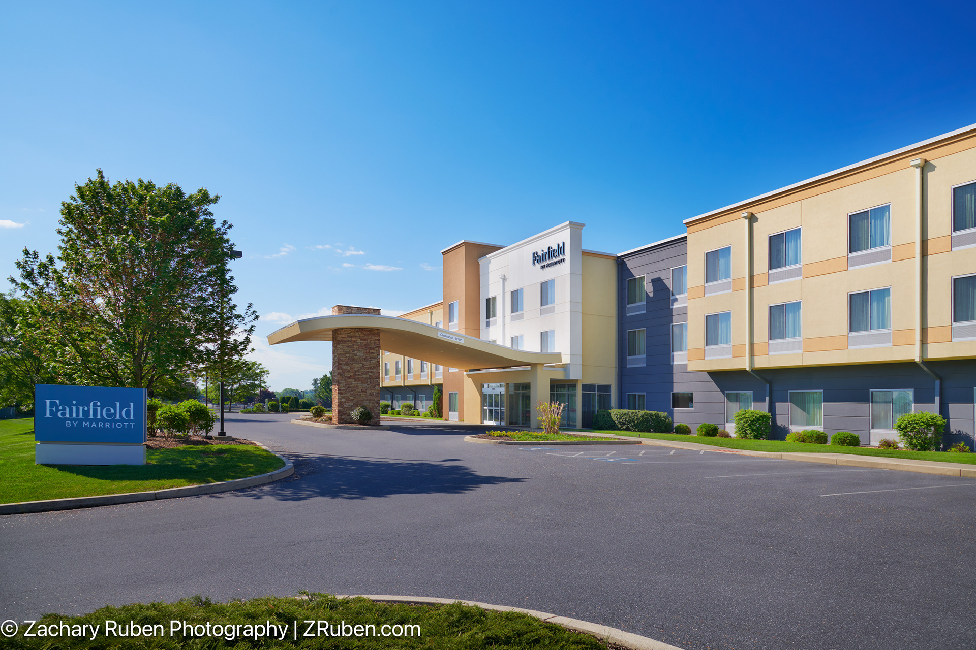 Exterior at Fairfield Inn & Suites Reading Wyomissing