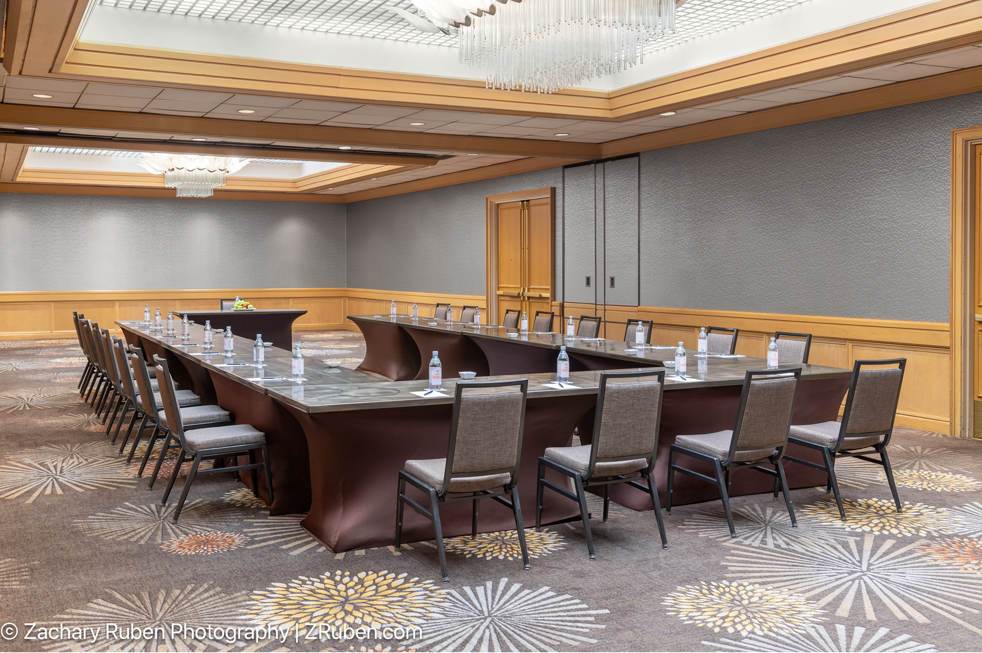 U-Shape at Hilton Orange County Costa Mesa
