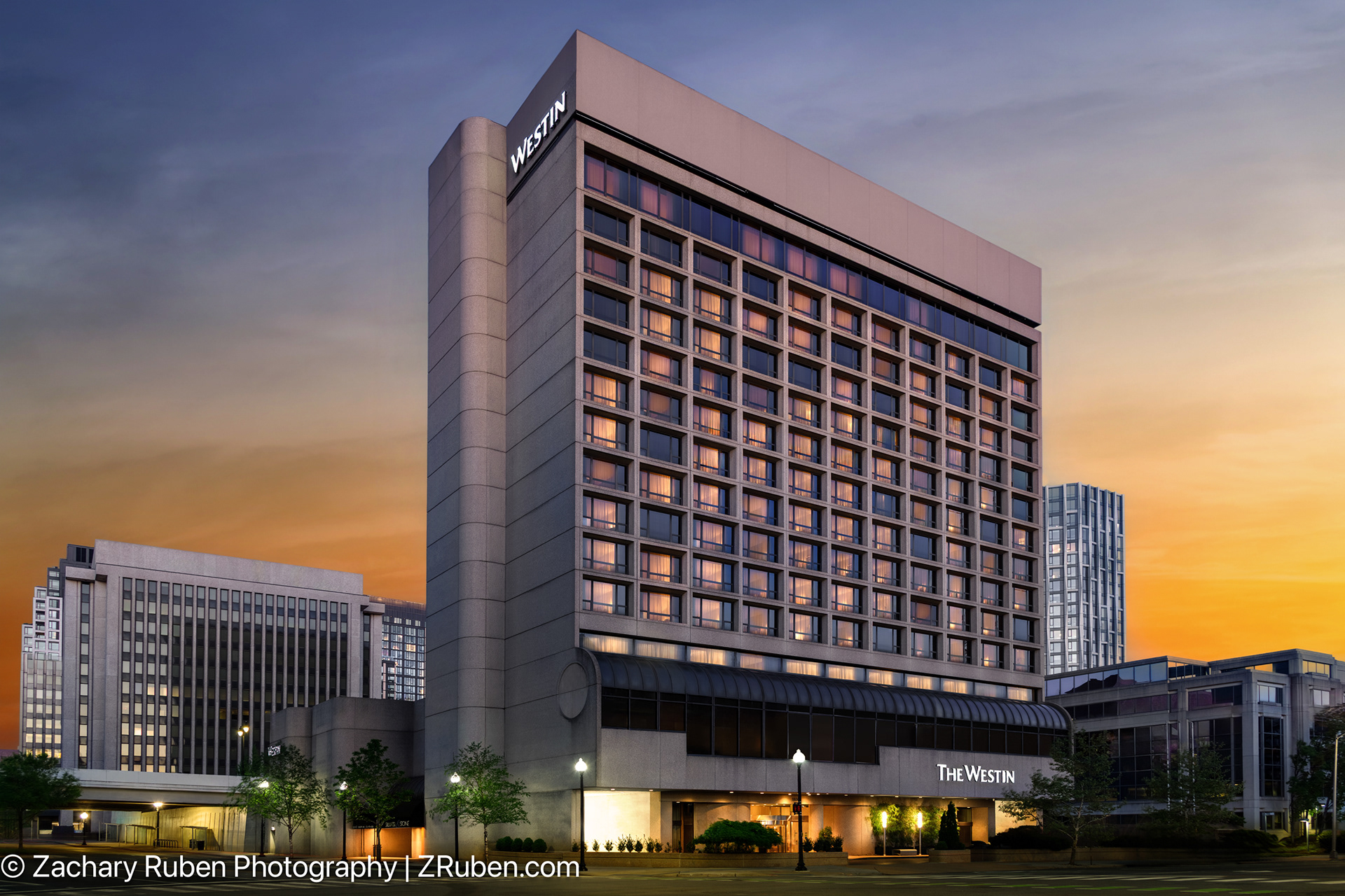 Exterior Dusk at The Westin Crystal City Reagan National Airport