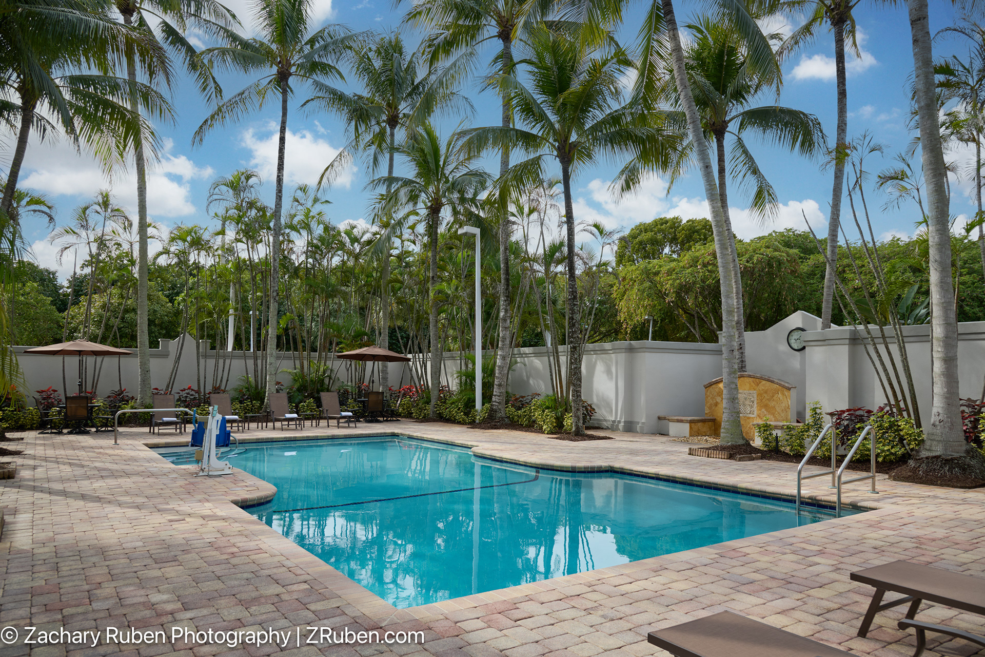 Outdoor Pool at Hampton Inn Ft. Lauderdale/Plantation