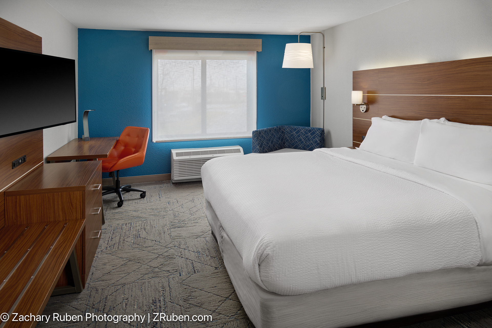 King Guest Room at Holiday Inn Express Kansas City - At the Legends