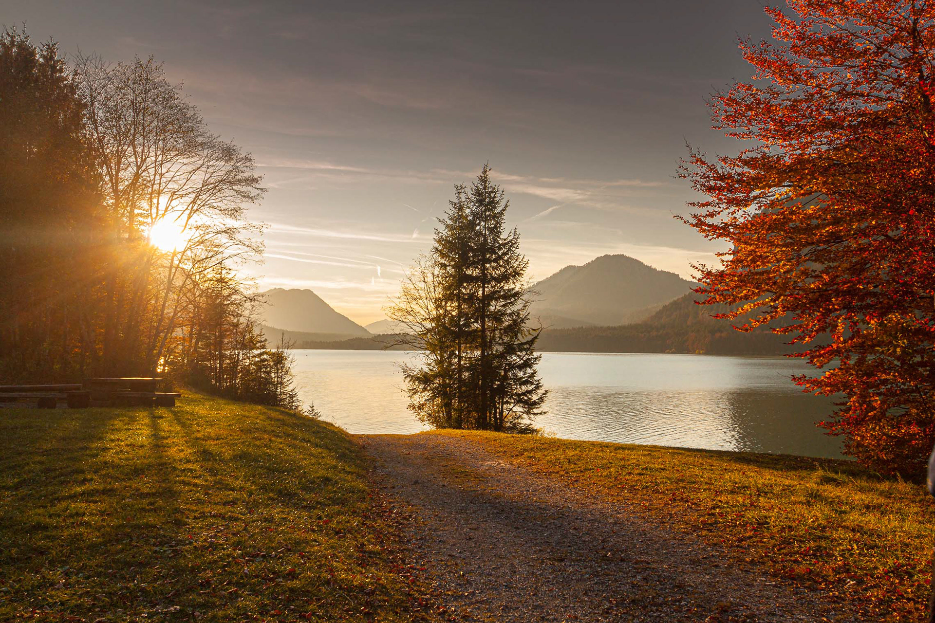 Abendstimmung am Sylvenstein-Stausee, bei Lenggries, Oberbayern