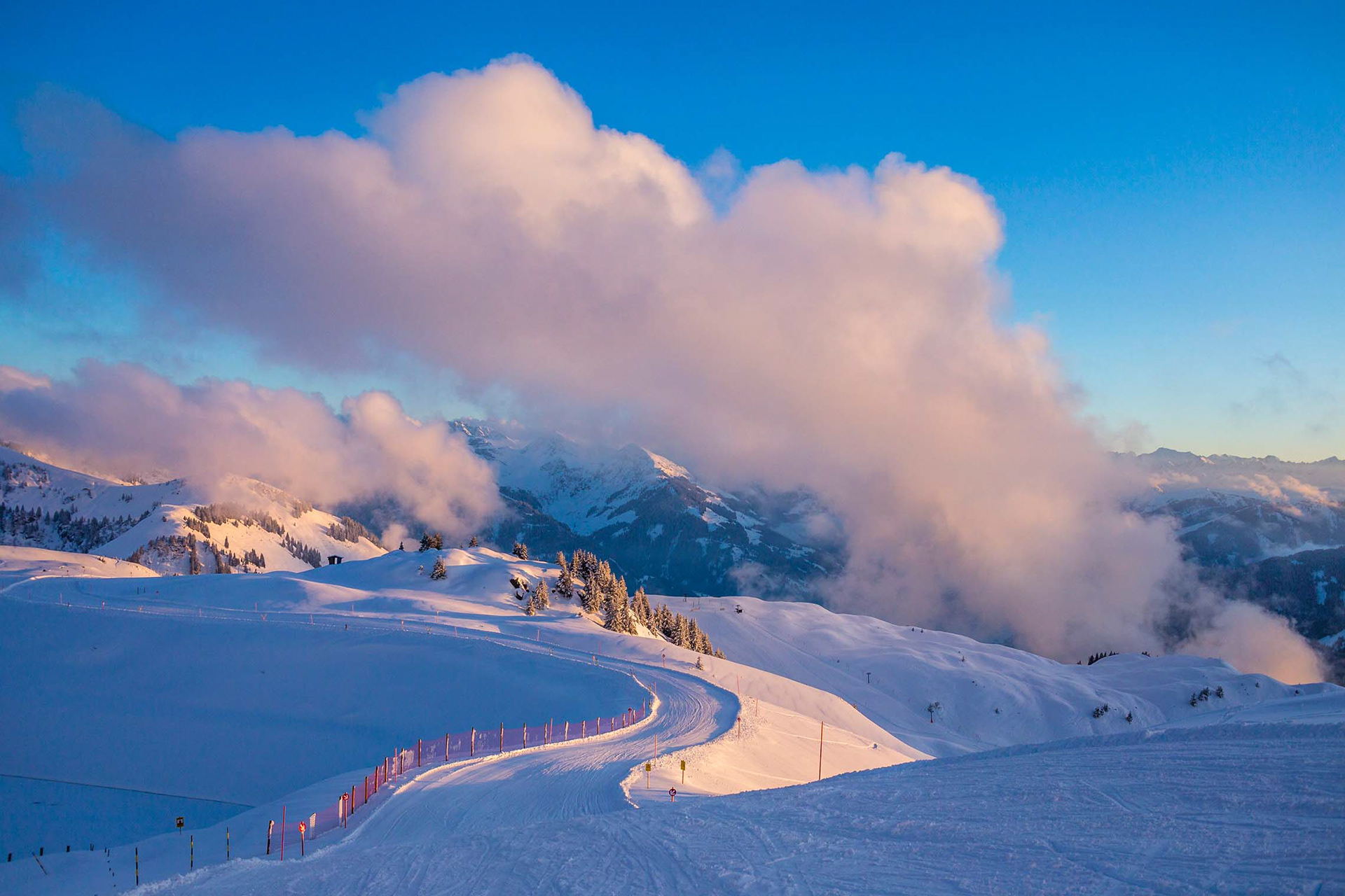 Morgenstimmung Bergpanorama an der Hornköpflhütte bei Kitzbühel, Österreich