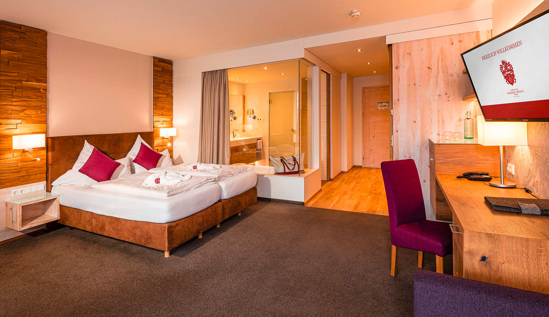 Junior-Suite "Schlössla", Landhaus **** Sponsel-Regus