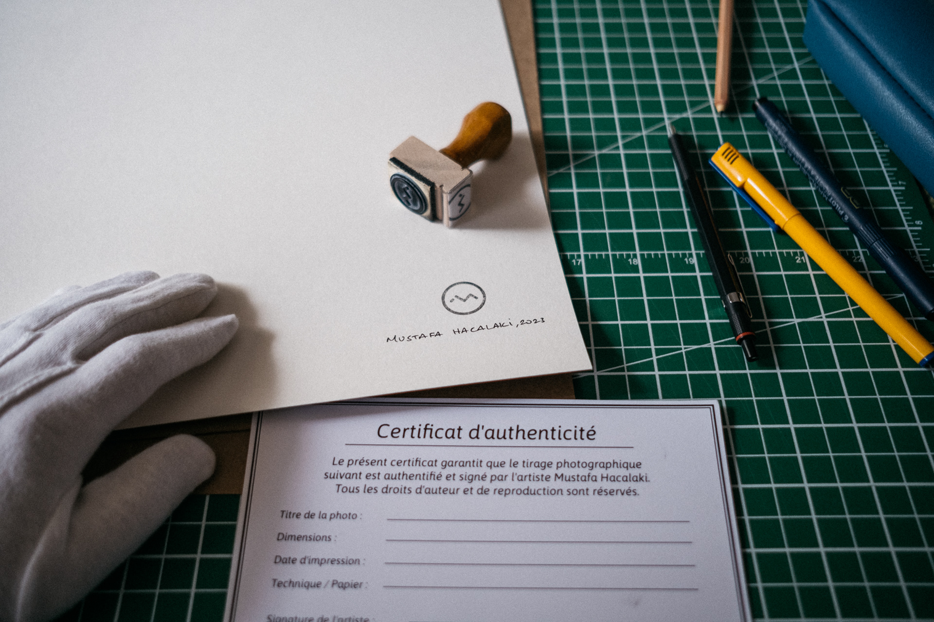 Aertificate of Authenticity / Certificat d'authenticité
