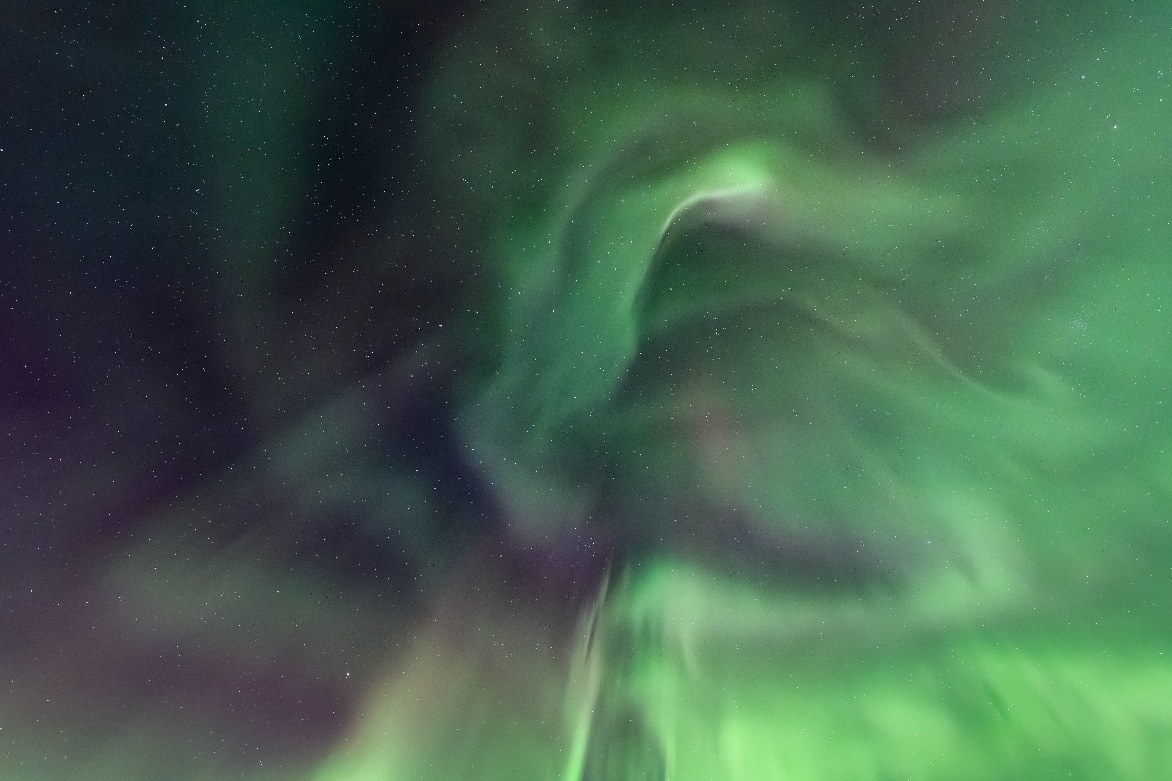 Substorm-Explosion im Zenit, Finnland (19.02.2025)