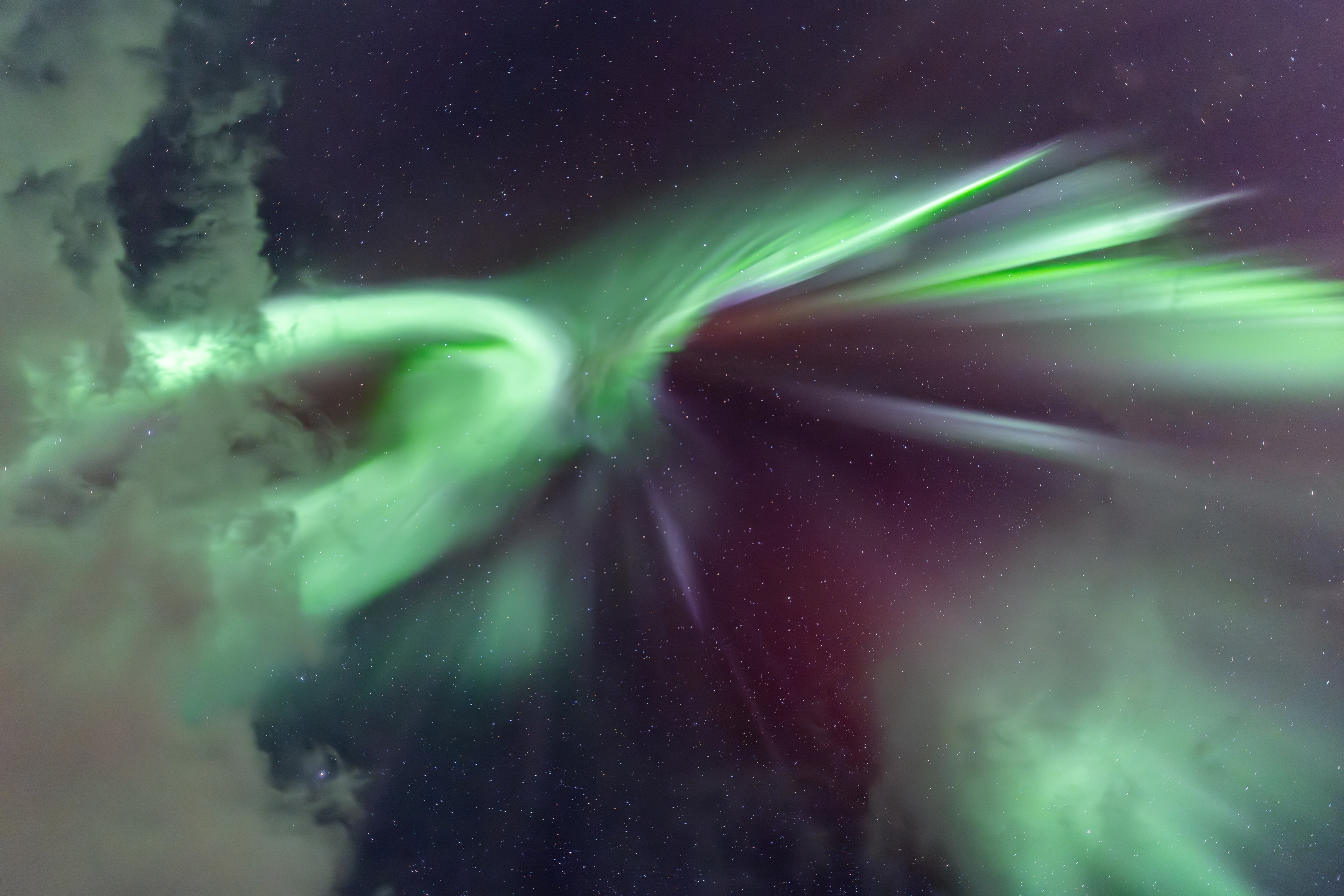 Substorm-Explosion im Zenit, Norwegen (25.02.2025)