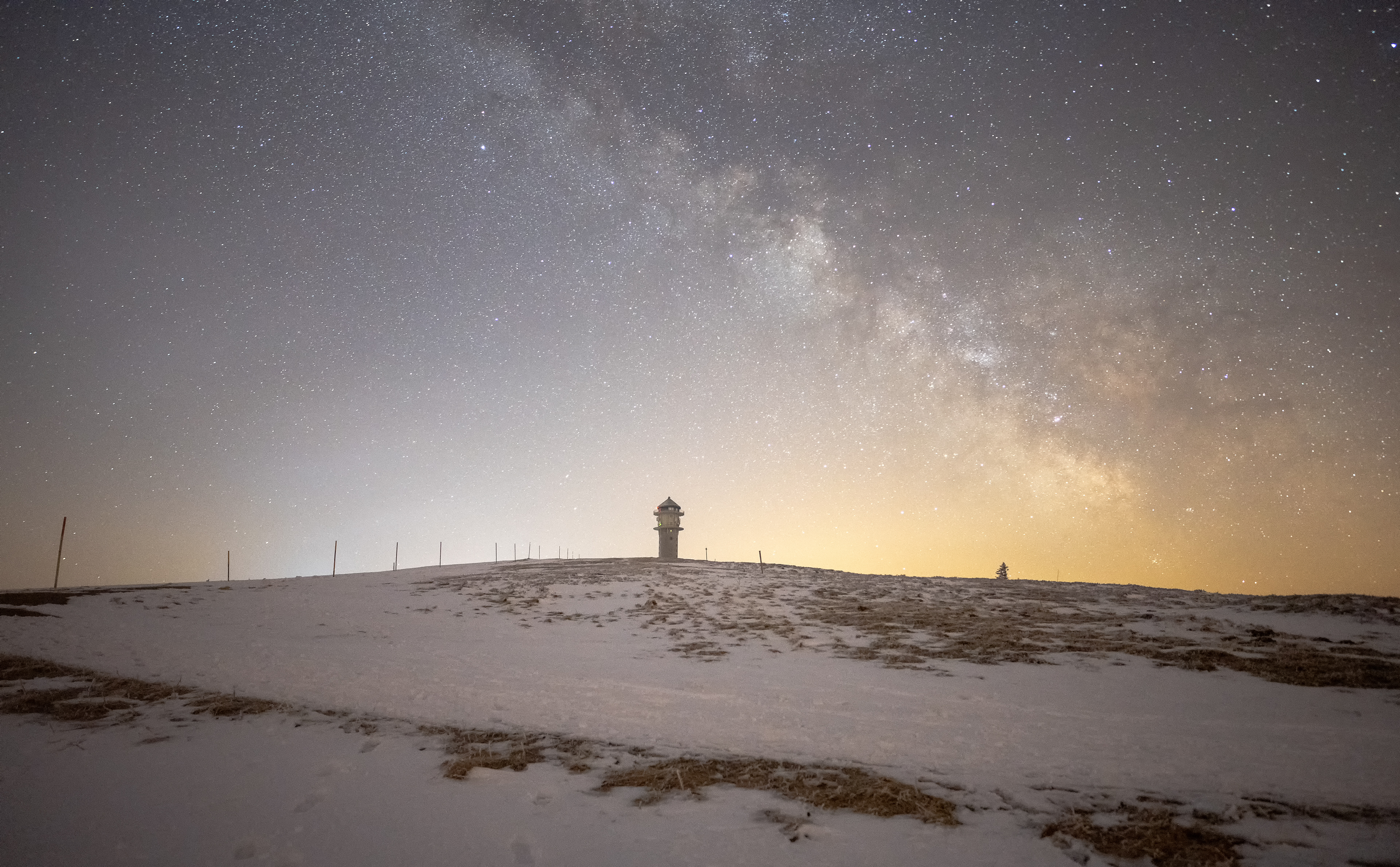 Milchstraße über winterlichem Feldberg, Schwarzwald (D) - 17.04.2021