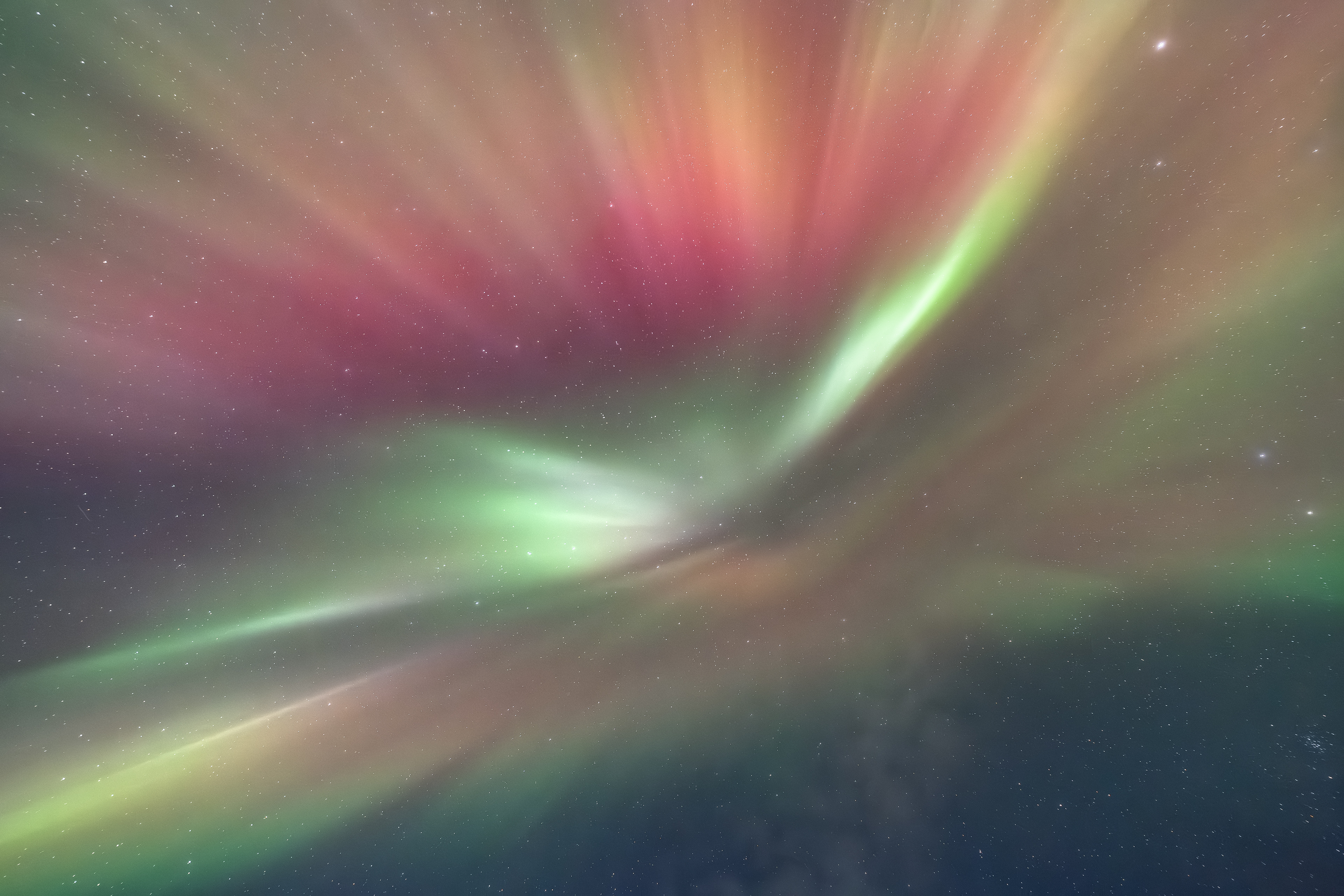 Substorm-Explosion im Zenit, Schweden (23.-24.02.2025)