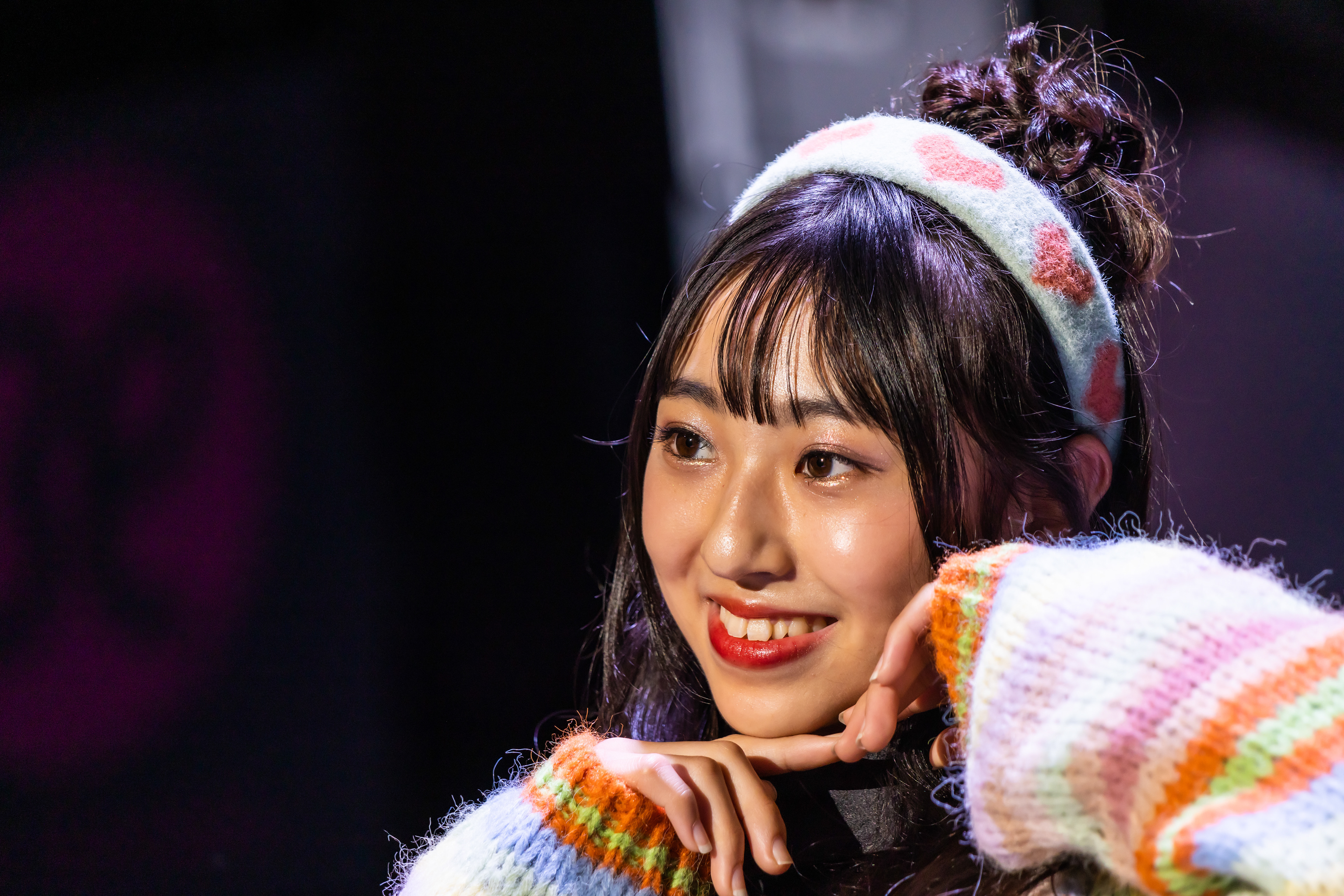 (工夫)初めてのファッションショーでの撮影です。ストロボ使用できなかったので、ISO感度を上げて、Lightroomでノイズを除去しました／(カメラ)CANON EOS R5／(レンズ)CANON EF70-300mm F4-5.6 IS II USM／(撮影日)2022年11月12日／(撮影場所)ベルエポック美容専門学校(原宿)／(モデル)レクレドールコレクション2022AW