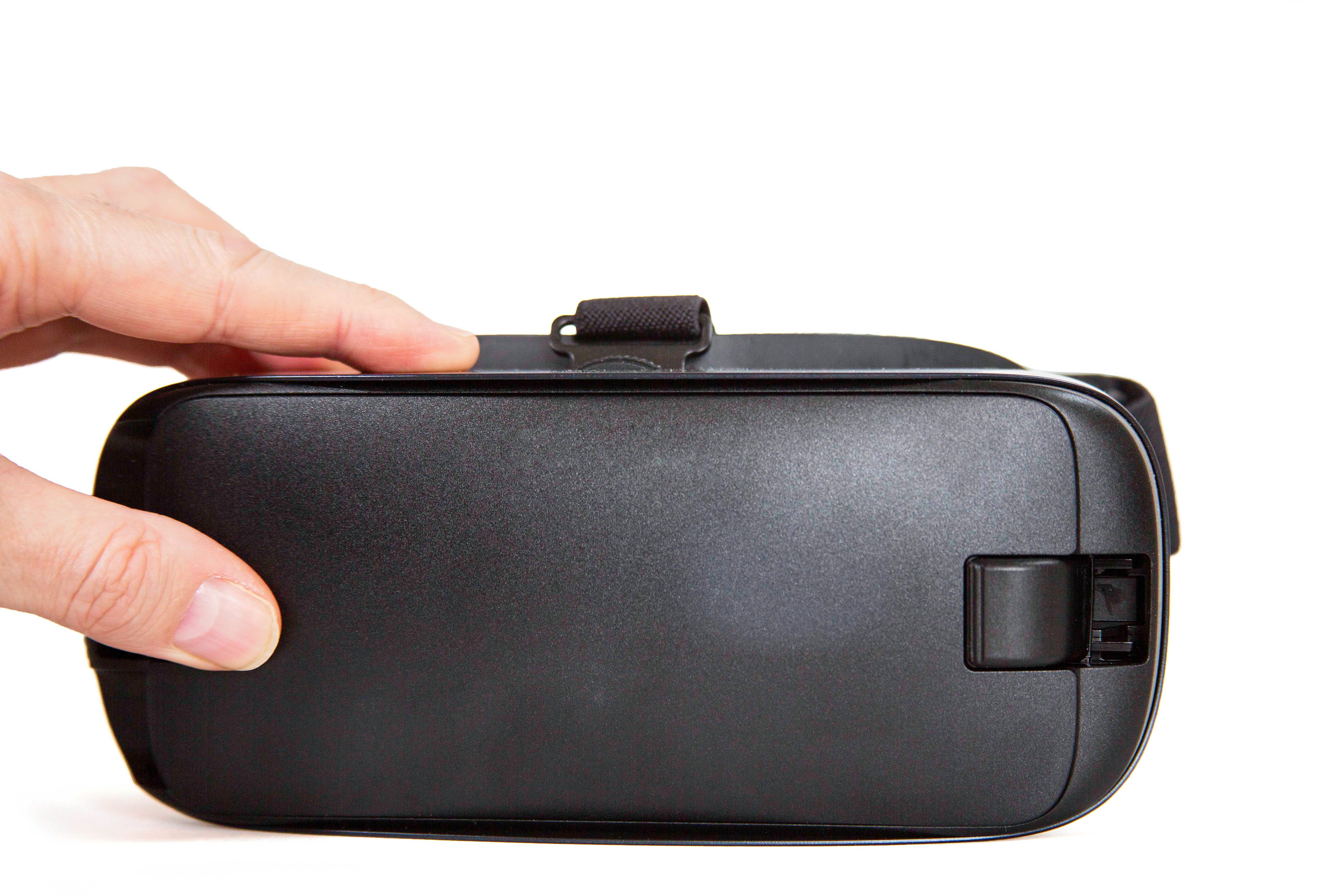 Virtual Reality Headset