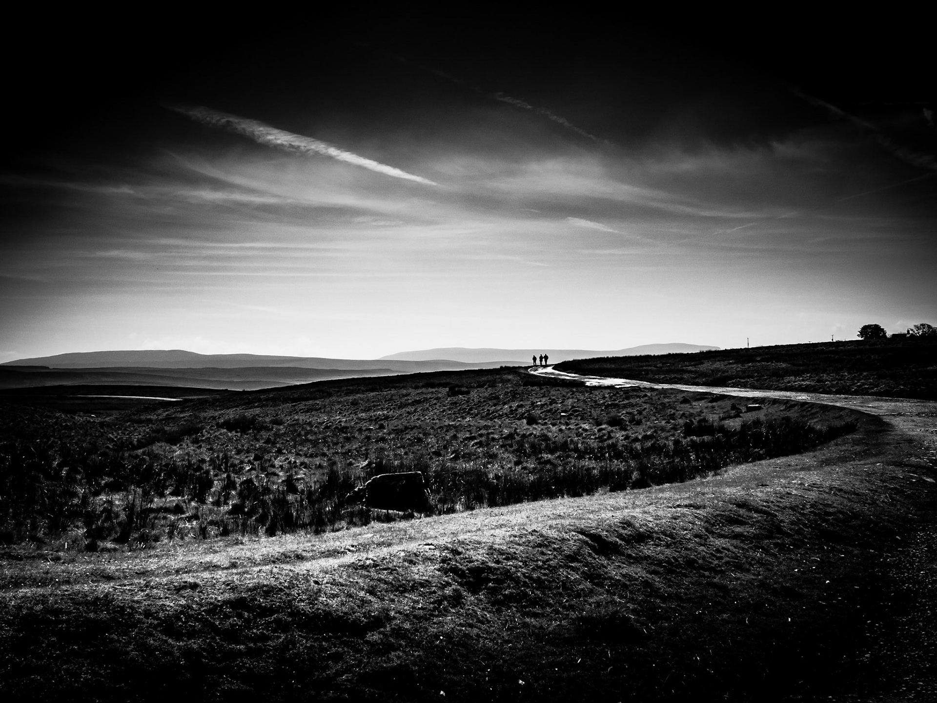 3 Figures Ribblehead