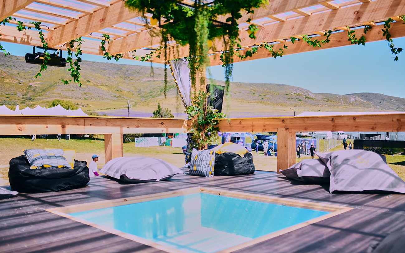 Savanna Beach Club Stage
