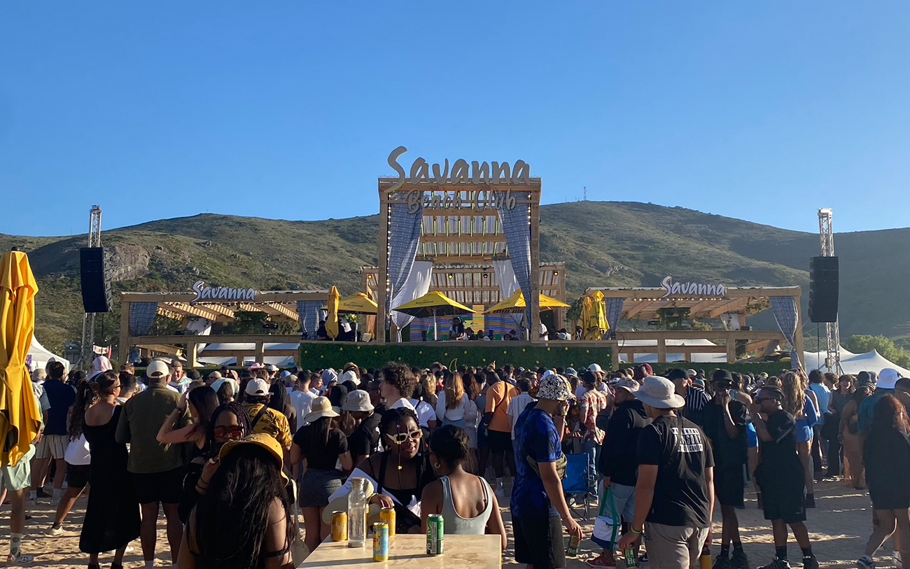 Savanna Beach Club Stage