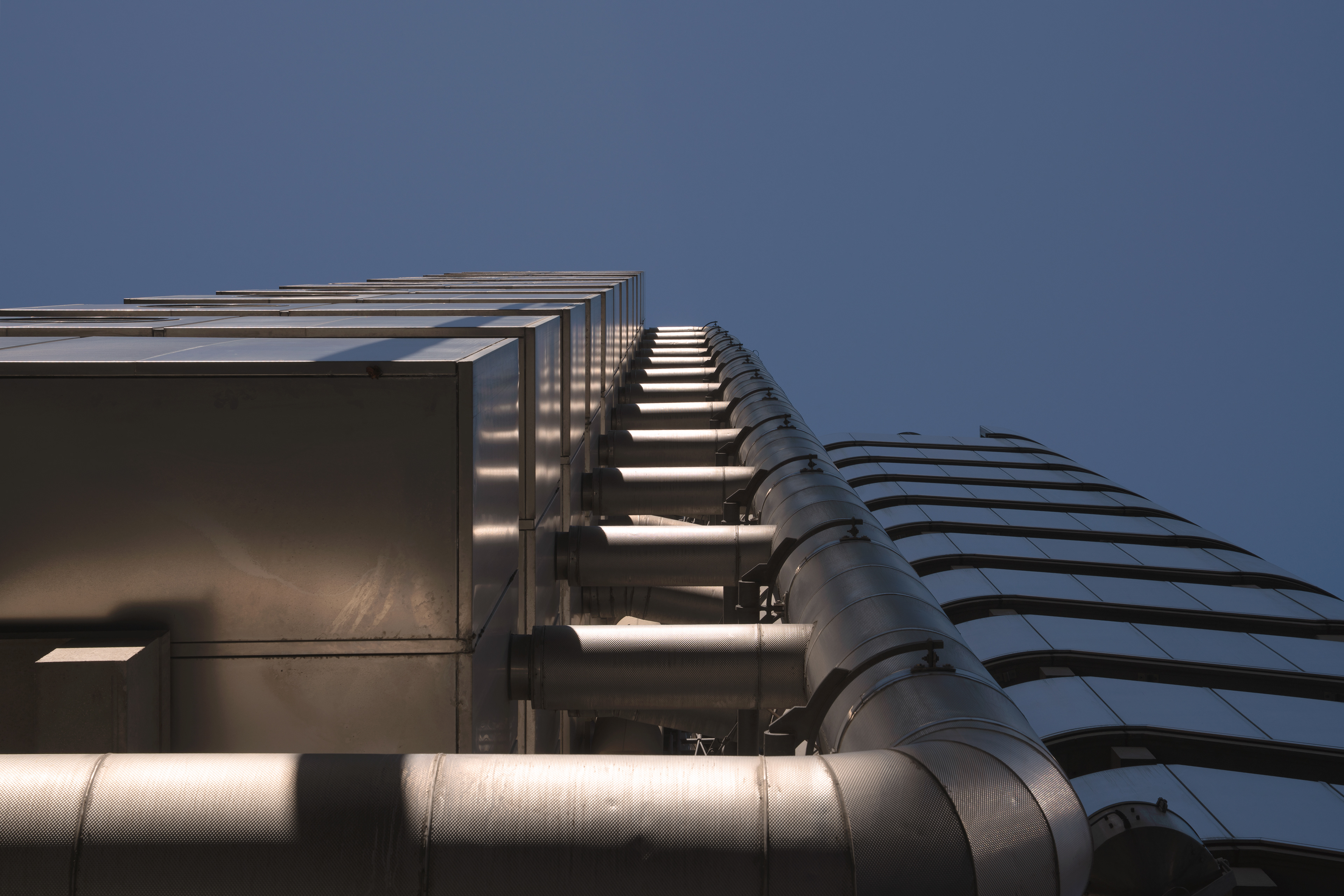 Lloyds Building by Rogers Stirk Harbour + Partners
