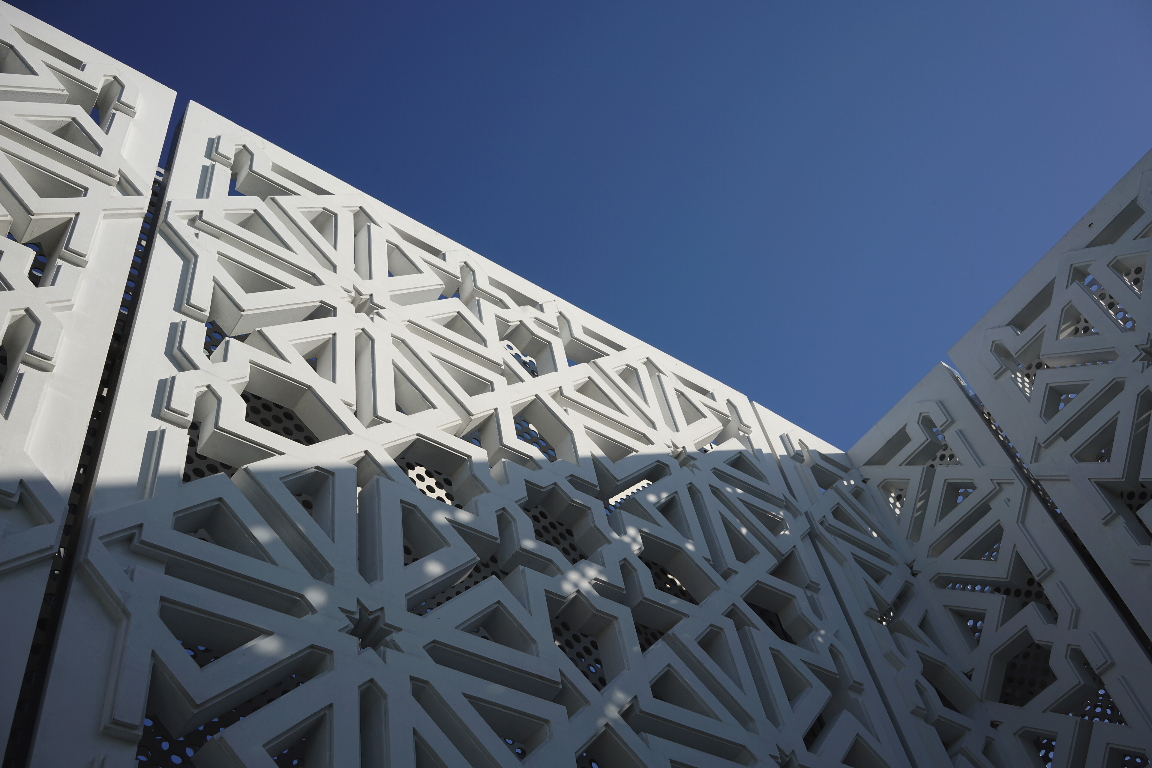 Aga Khan Centre by Fumihiko Maki