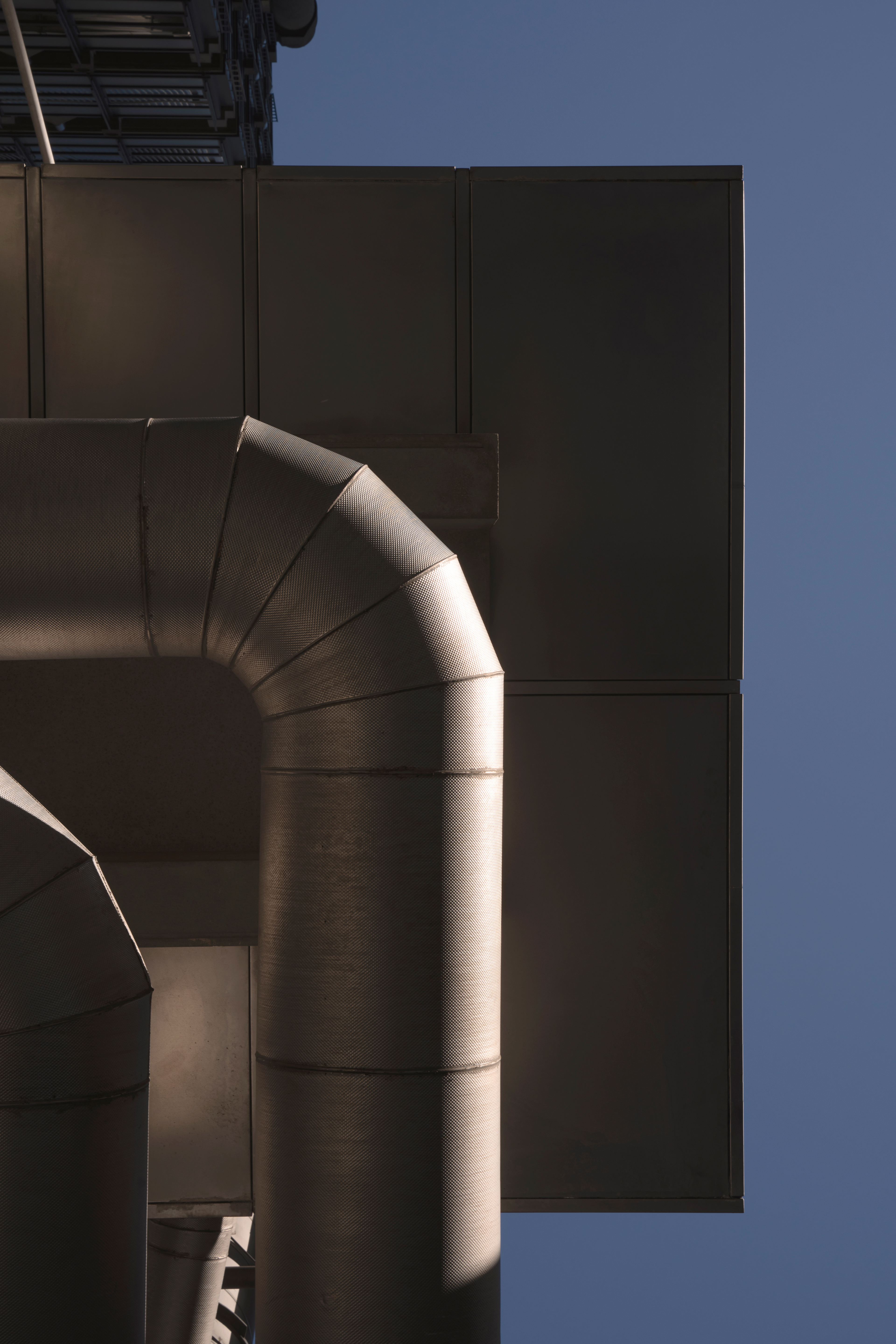 Lloyds Building by Rogers Stirk Harbour + Partners