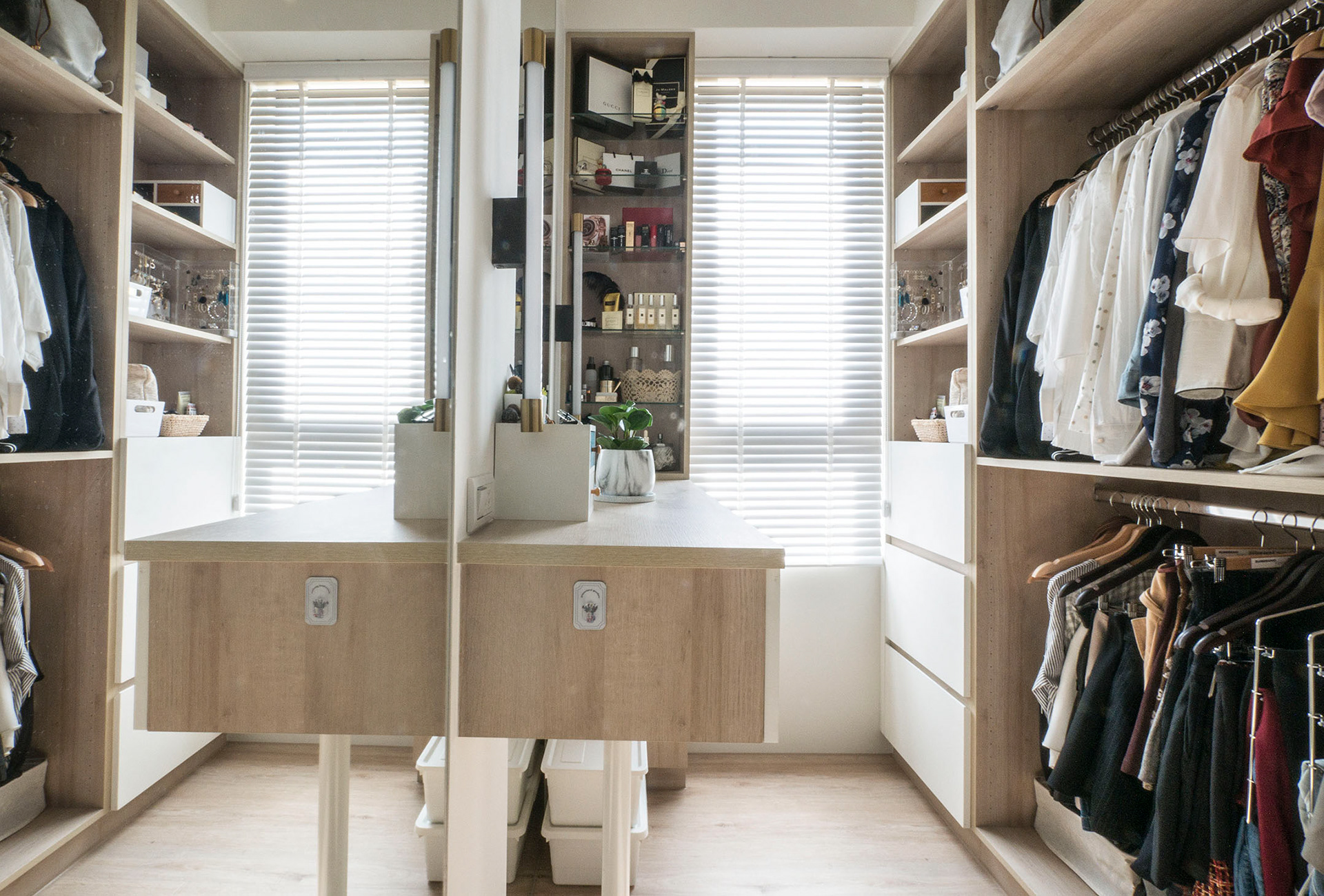 午後青鳥, 更衣間, dressing room, walk-in closet, wardrobe, 木質, 溫潤, woody, 築本國際設計, rootlocus, interior design