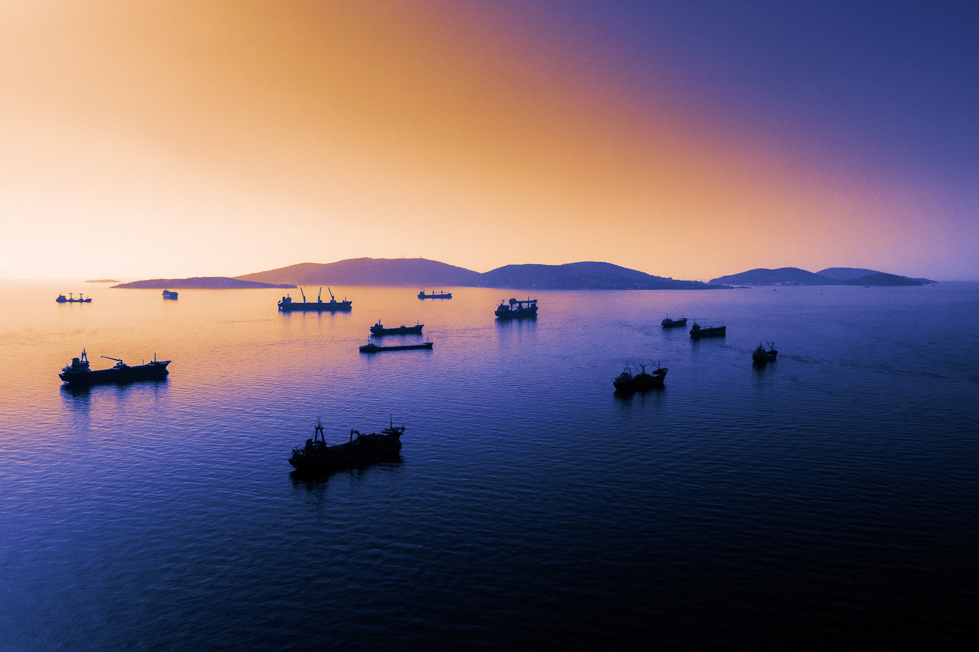 "Mystic Waters-WR" - How many ships the Princes' Islands have witnessed throughout history, and how many lives that have been lived on those ships with bitter and sweet breezes? One cannot help but wonder.