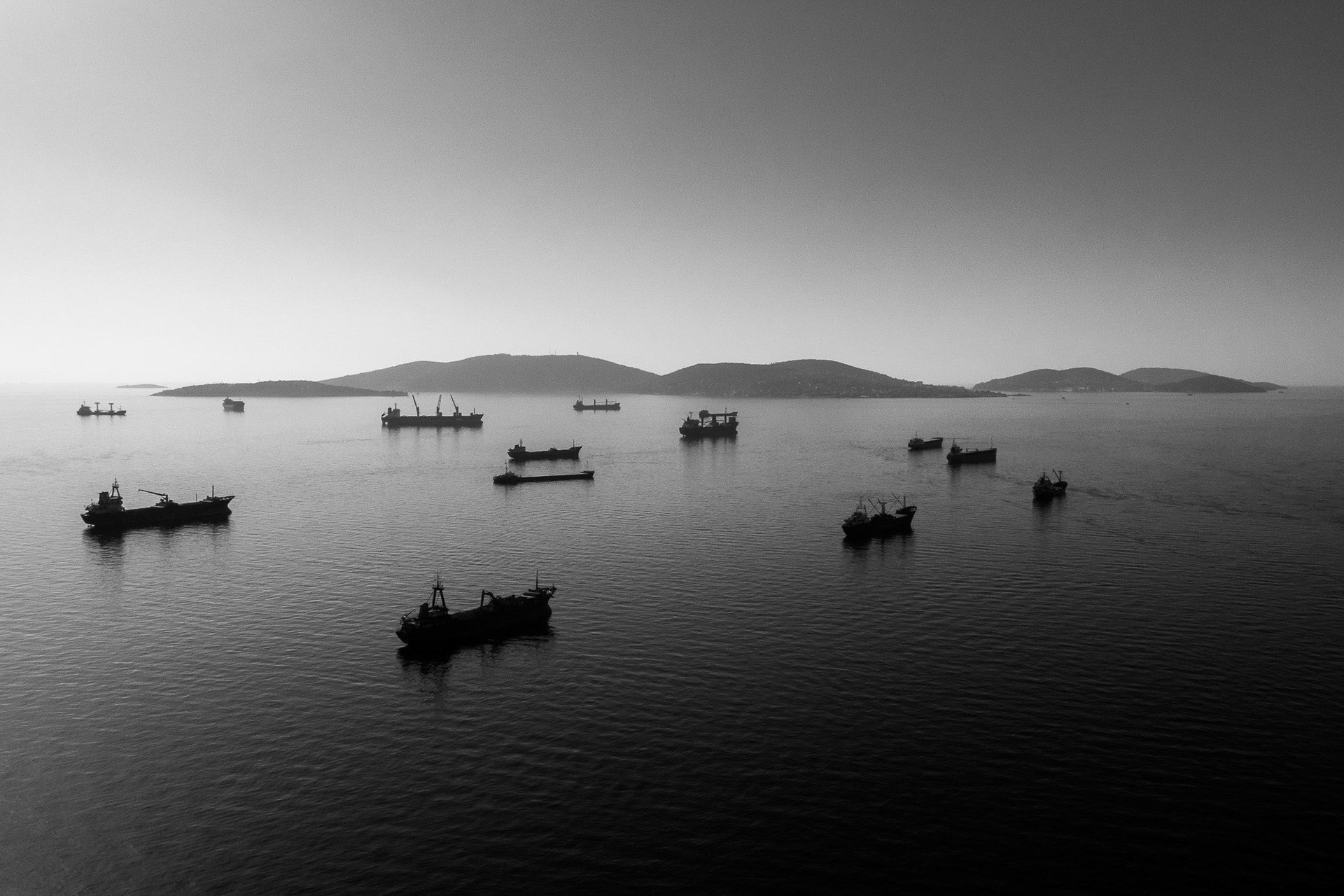 "Mystic Waters" - One asks how many ships the Princes' Islands have witnessed throughout history, and how many lives that have been lived on those ships with bitter and sweet breezes? One cannot help but wonder.