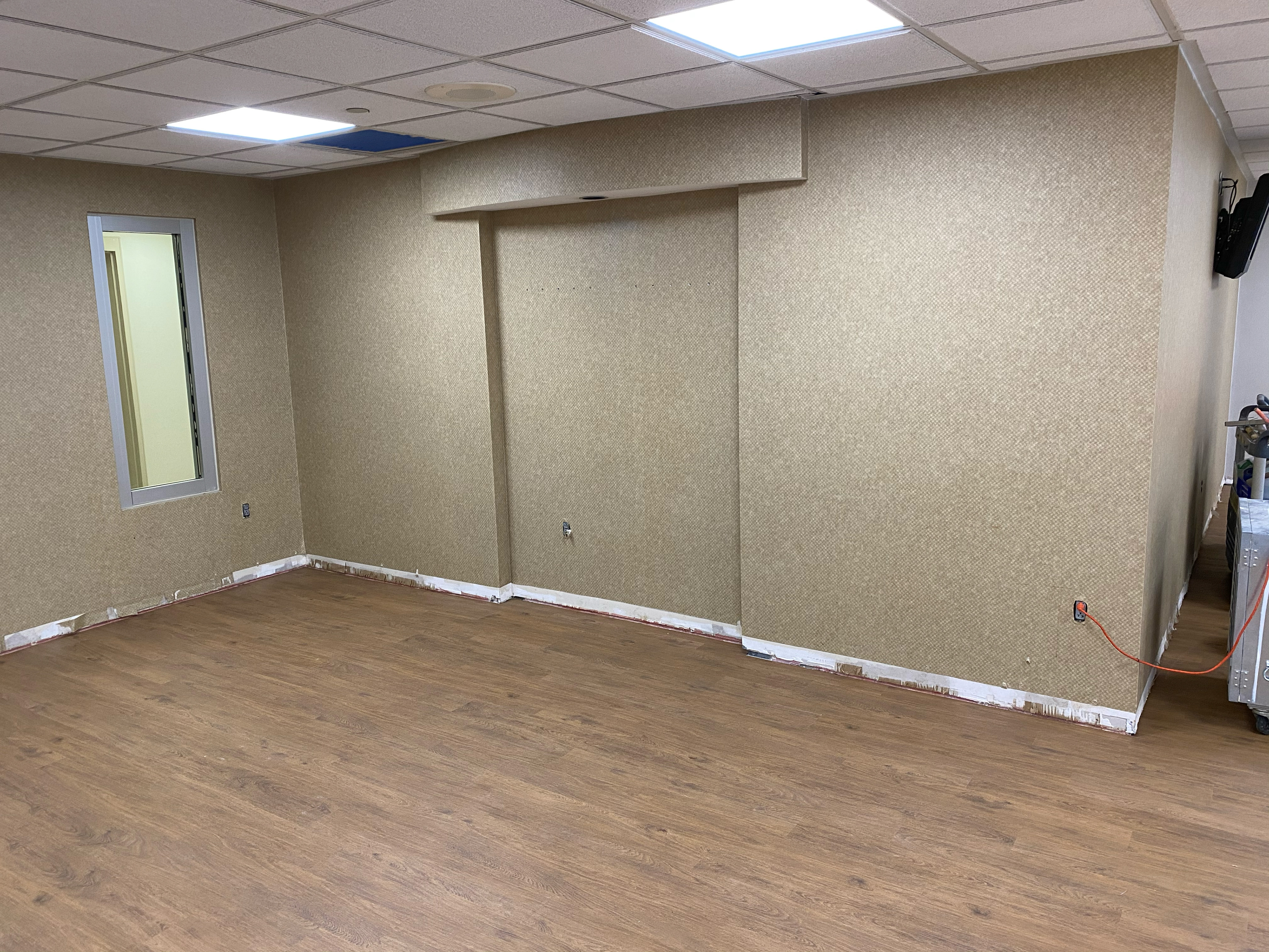 Before, wall mural