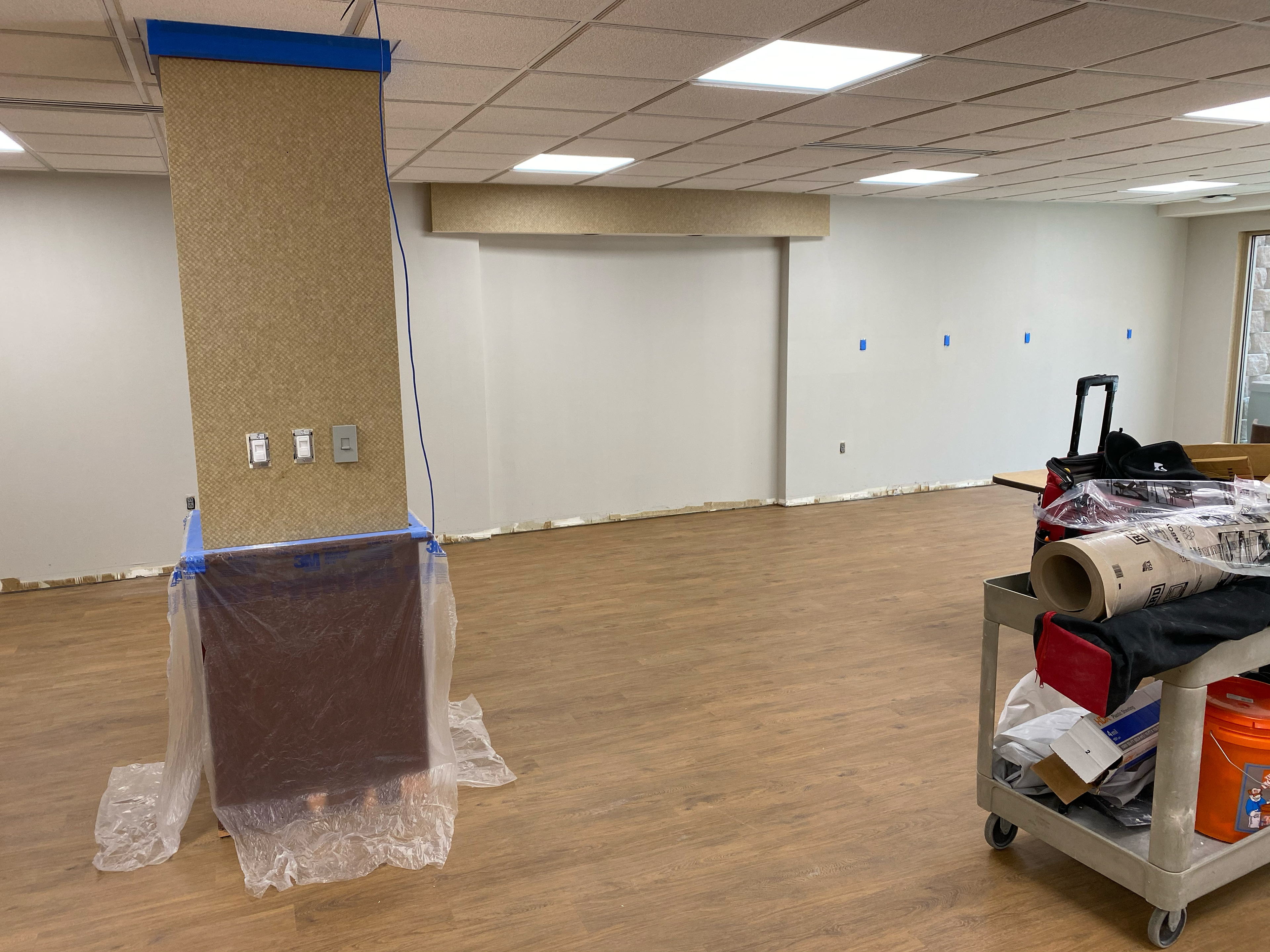 Before, cafeteria texture wall