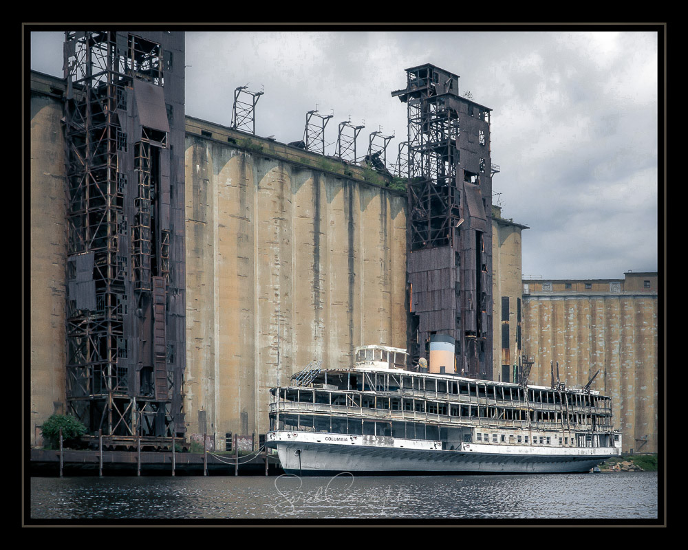 Columbia River Boat