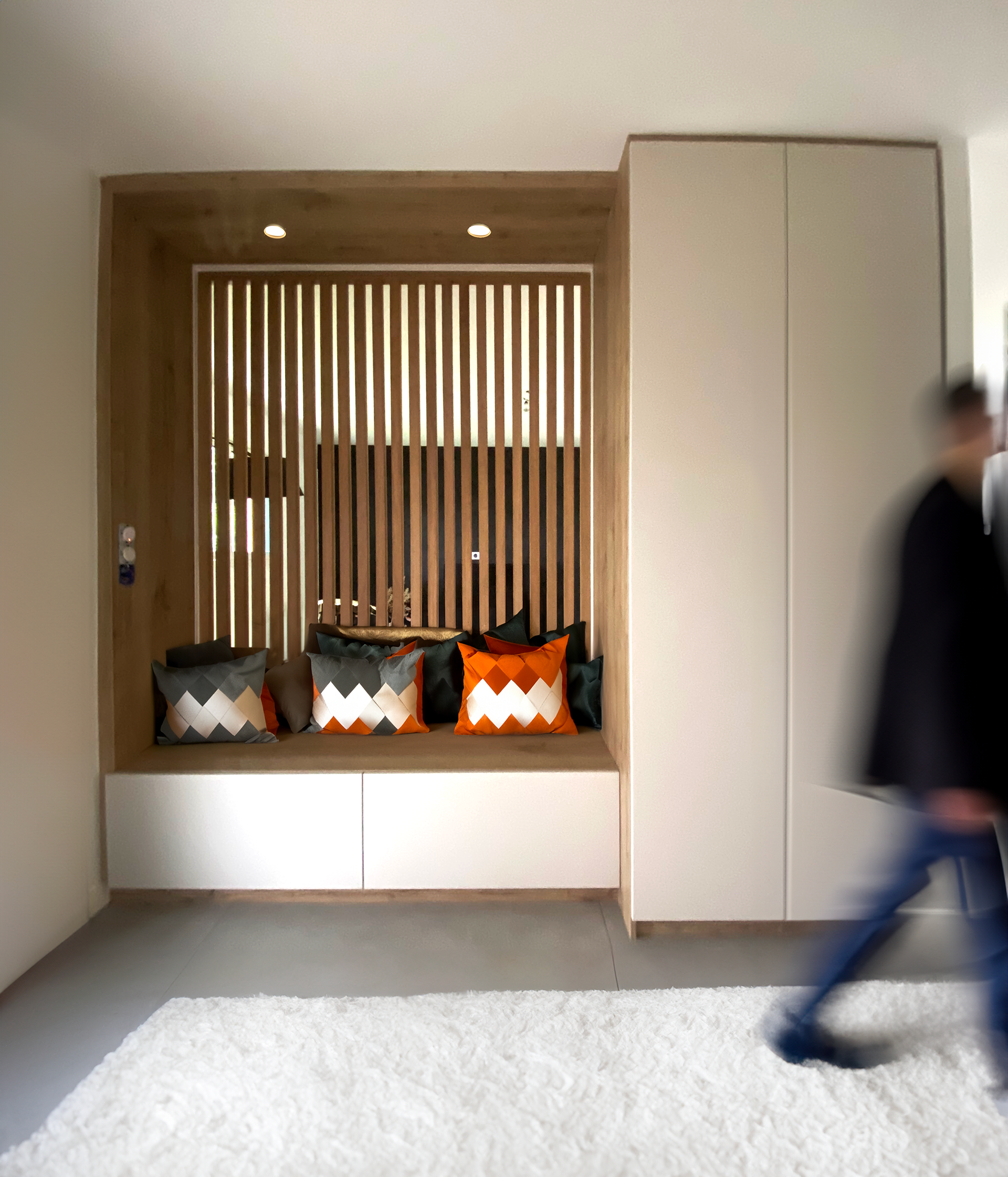 Meuble assise à l'entrée