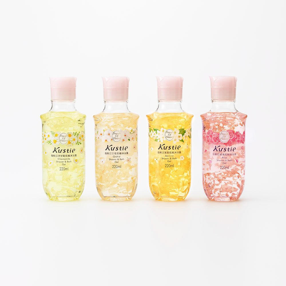 Kustie Body Shampoo    d.Emi Kobayashi, il.Manami Fuchida