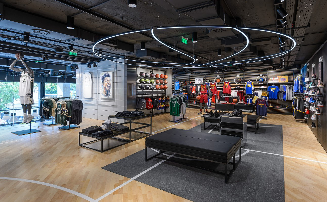 klas bennergard Nike - Retail