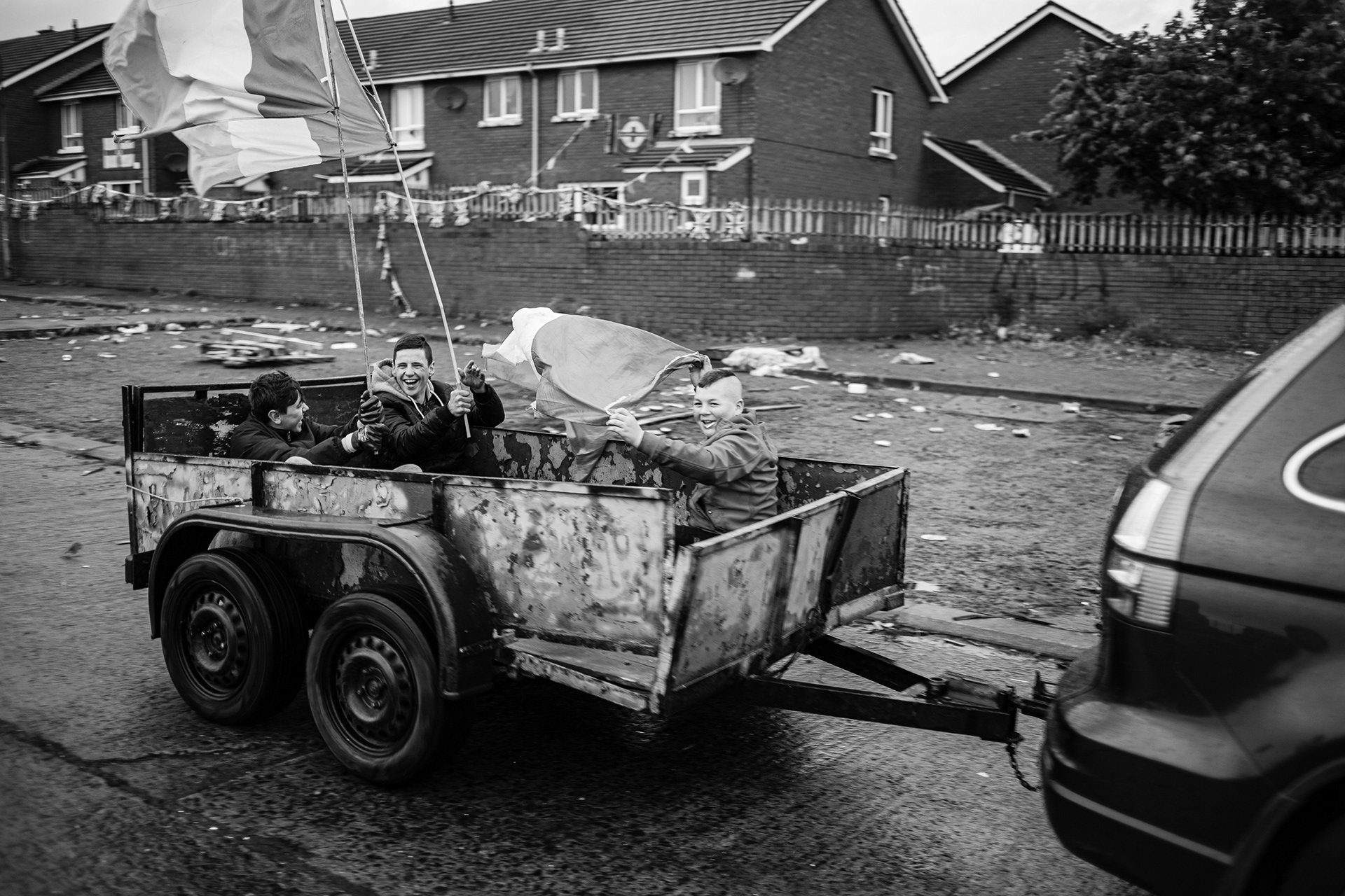 Not Surrendering, Mariusz Śmiejek Photography, photo documentary, Belfast, Northern Ireland, illegal paramilitary group, IRA, Irish Republican Army, UVF, UDA, Red Hand Commando, loyalists, british terrorist group, identity, polarity