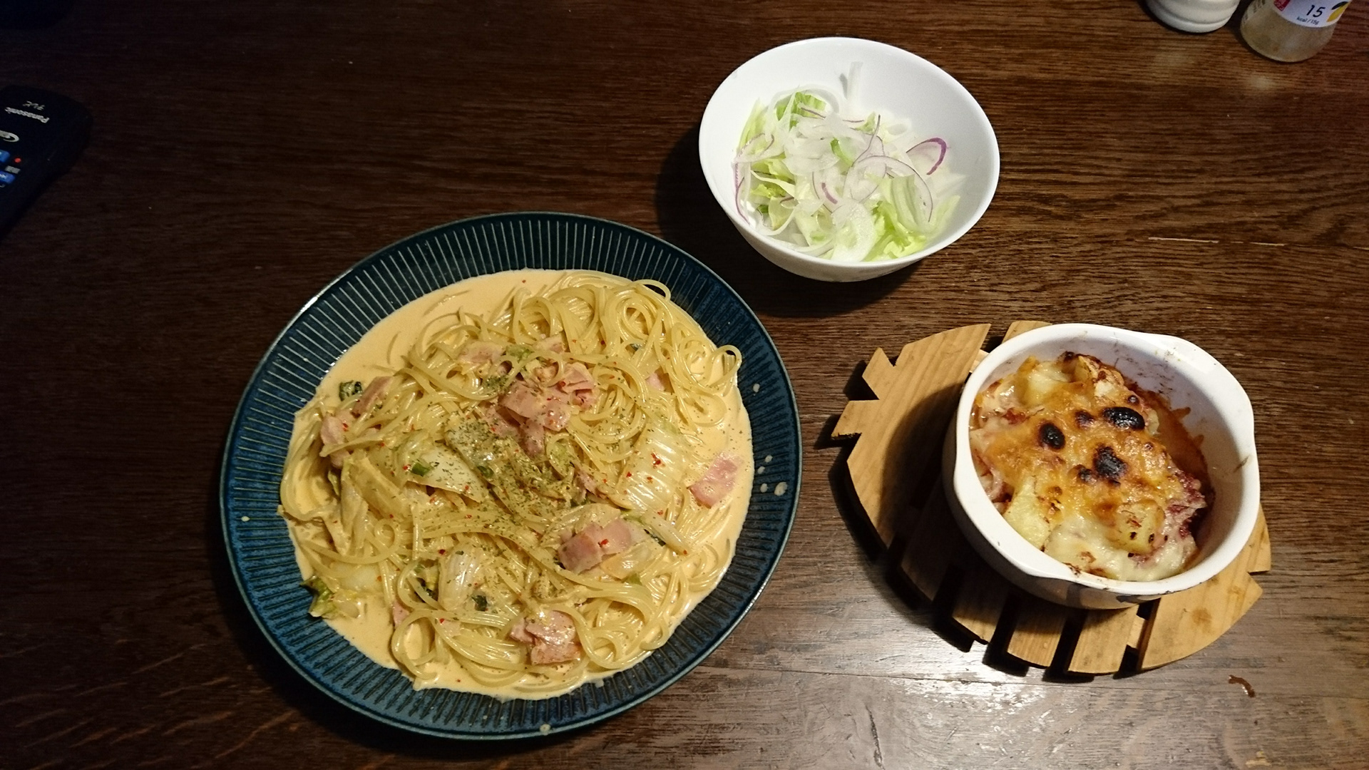 キャベツベーコンスープスパゲッティ＆オニオングラタンスープ