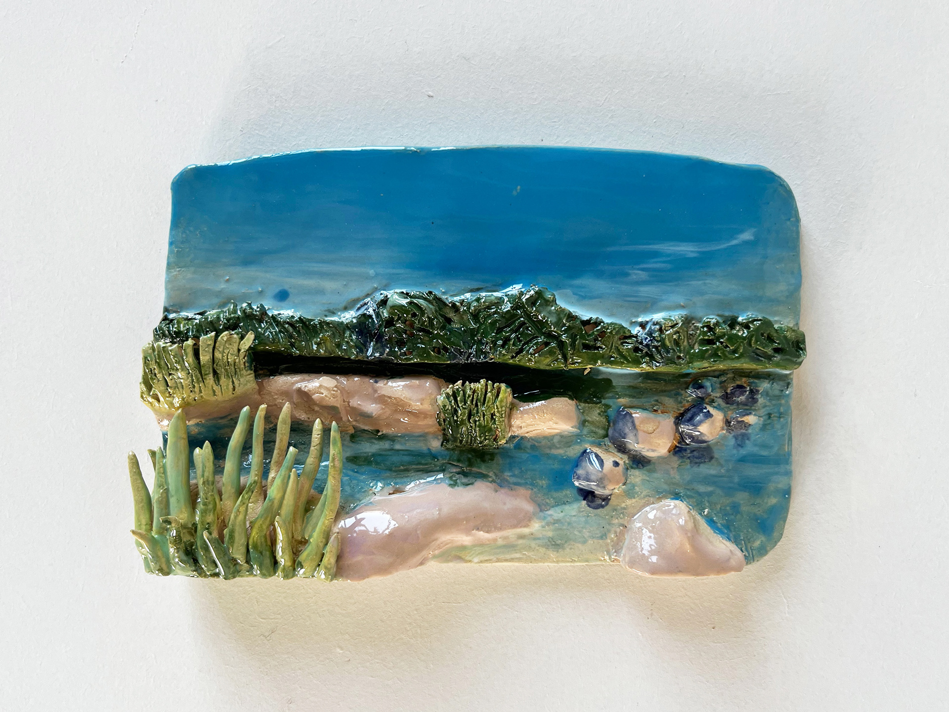 Duinen, glazed ceramic, 18 x 10 x 11 cm