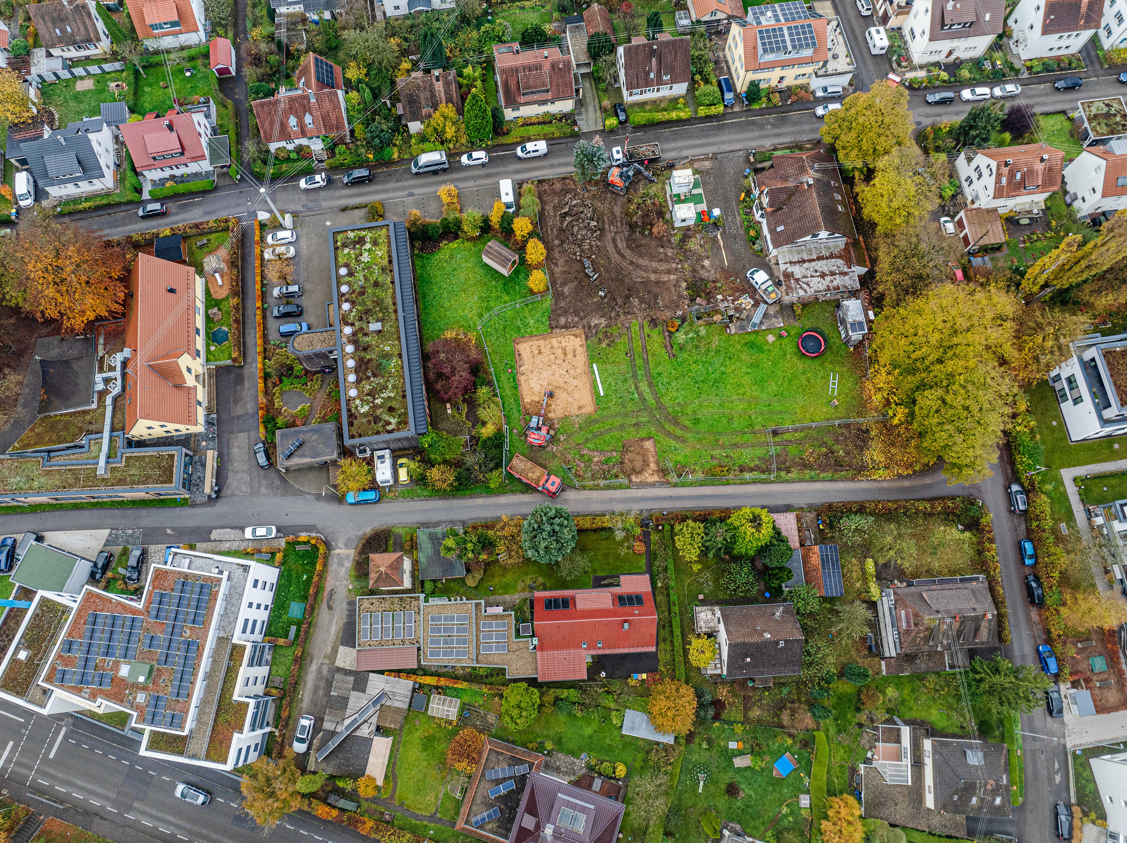 15.11.2024 Tinny-Häuser neben Geburtshaus