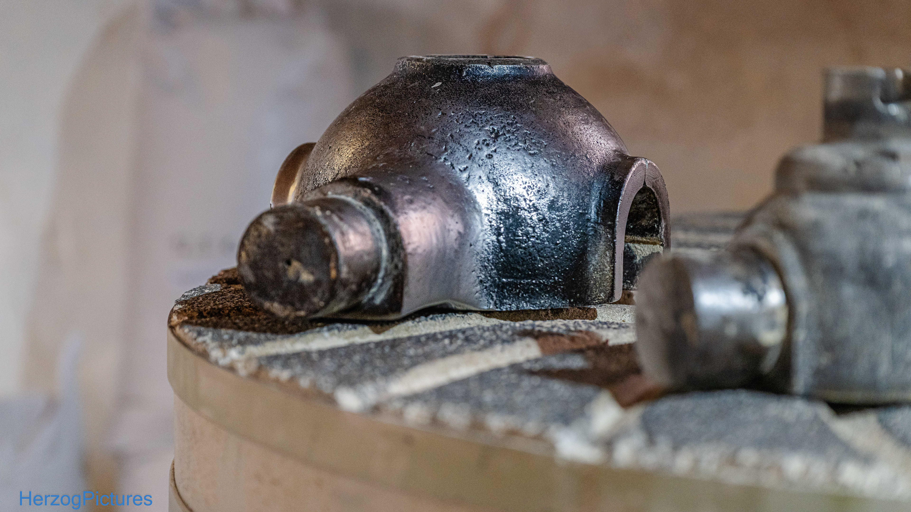 Gusseiserne Glocke