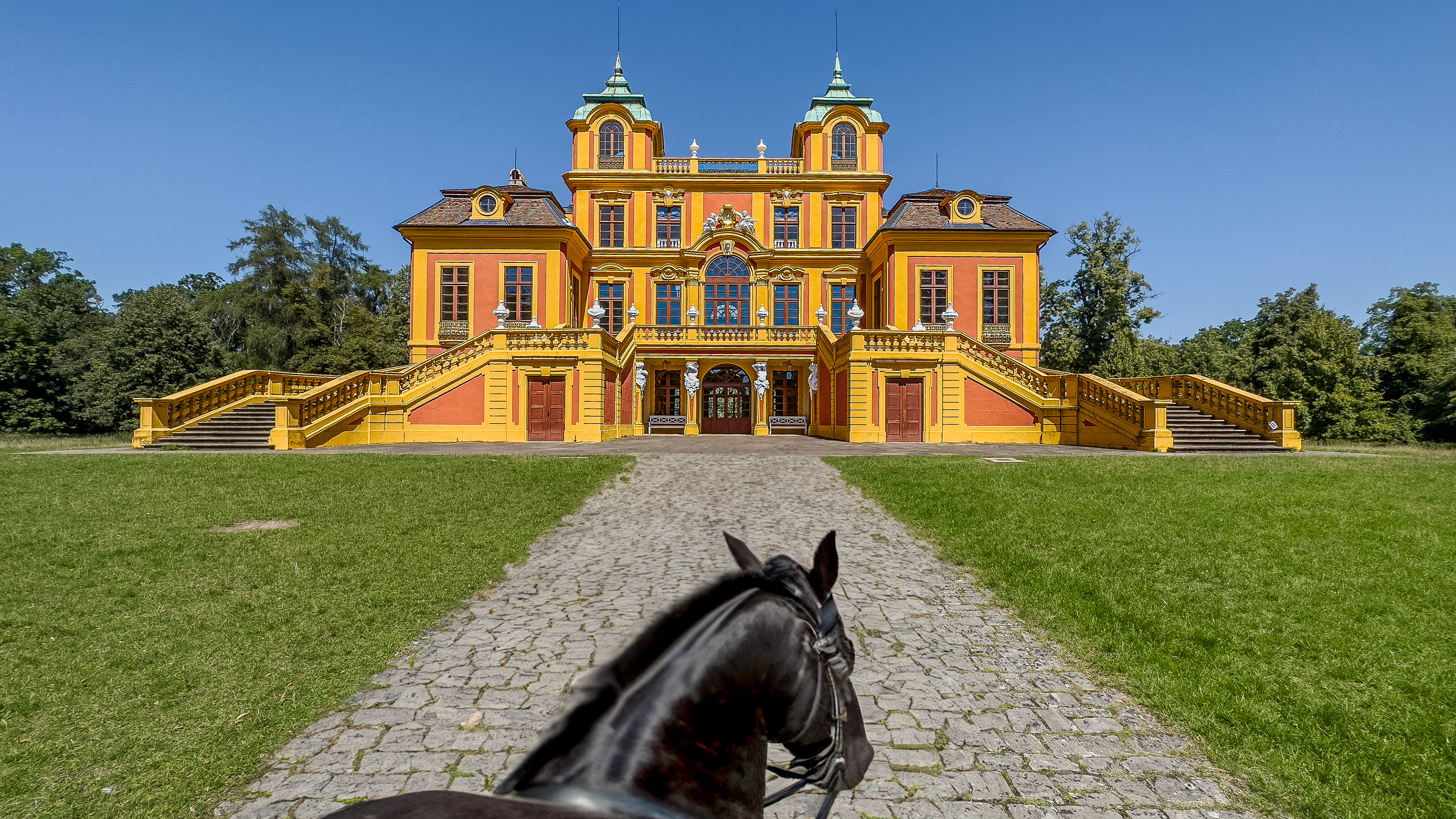 Schloss Favorite
